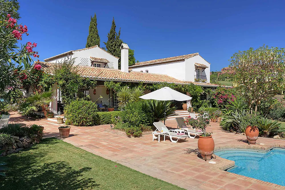 Villa Ladyville