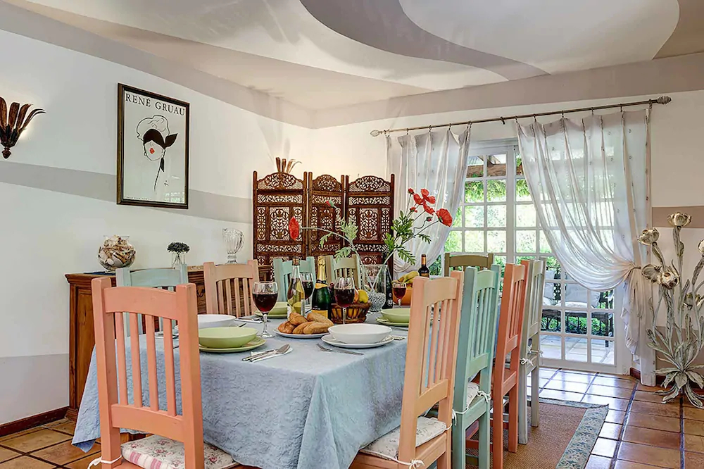 Villa Ladyville