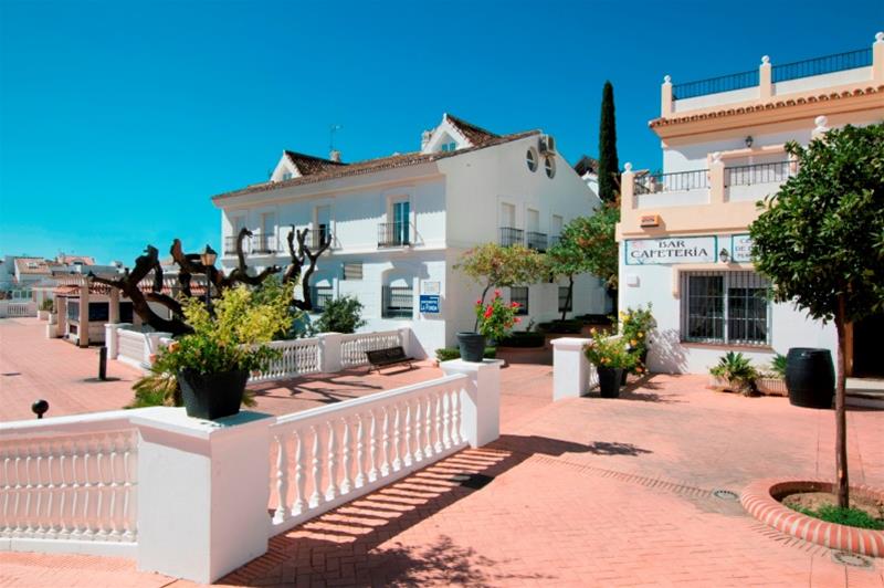 Apartamentos La Fonda