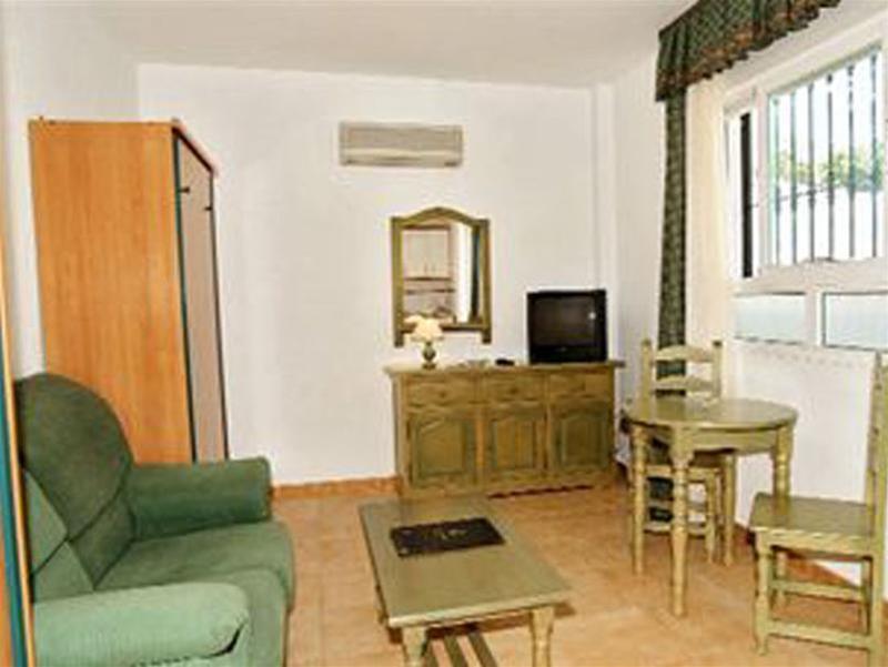 Apartamentos La Fonda