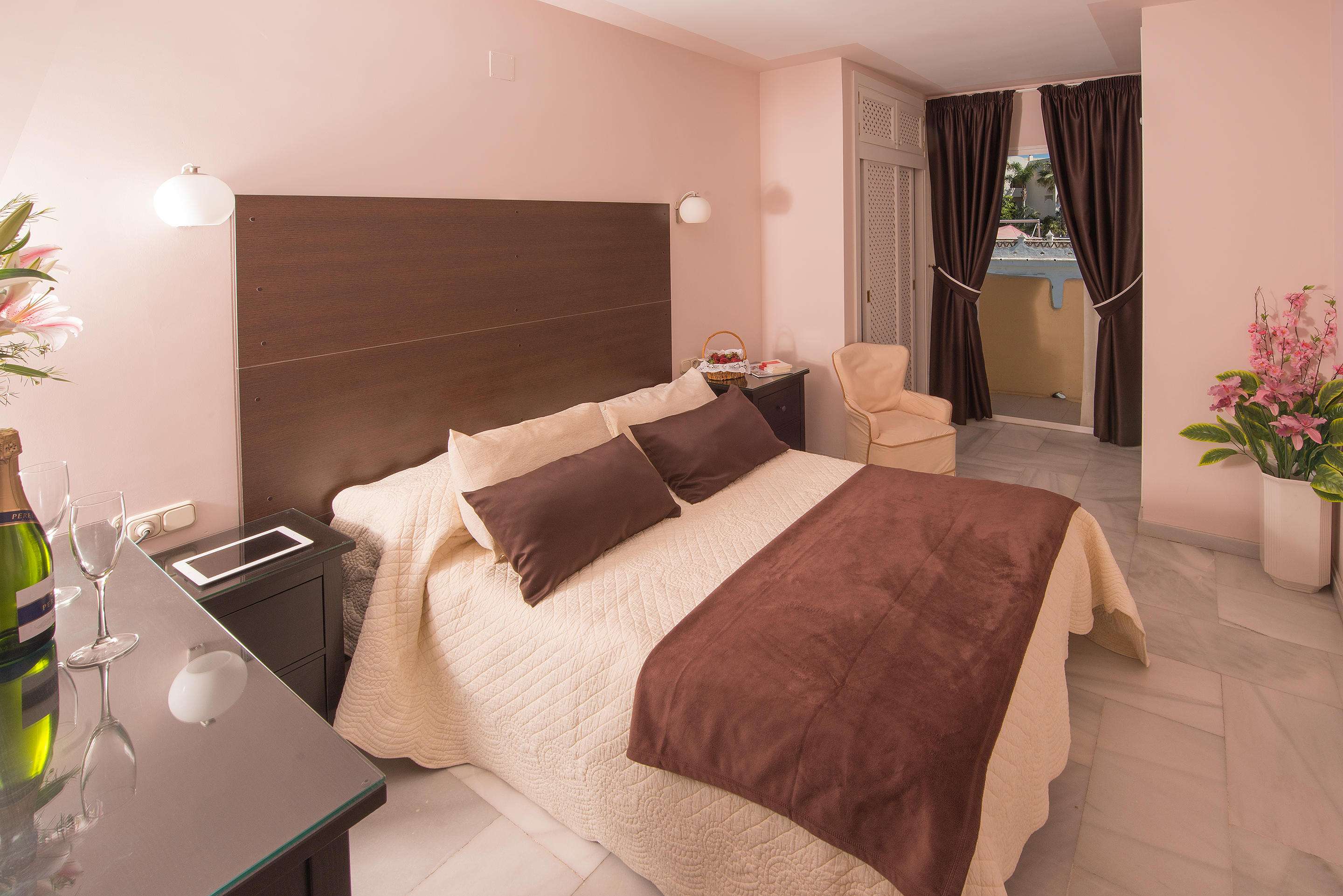 Apartamentos Puerto Marina Beach