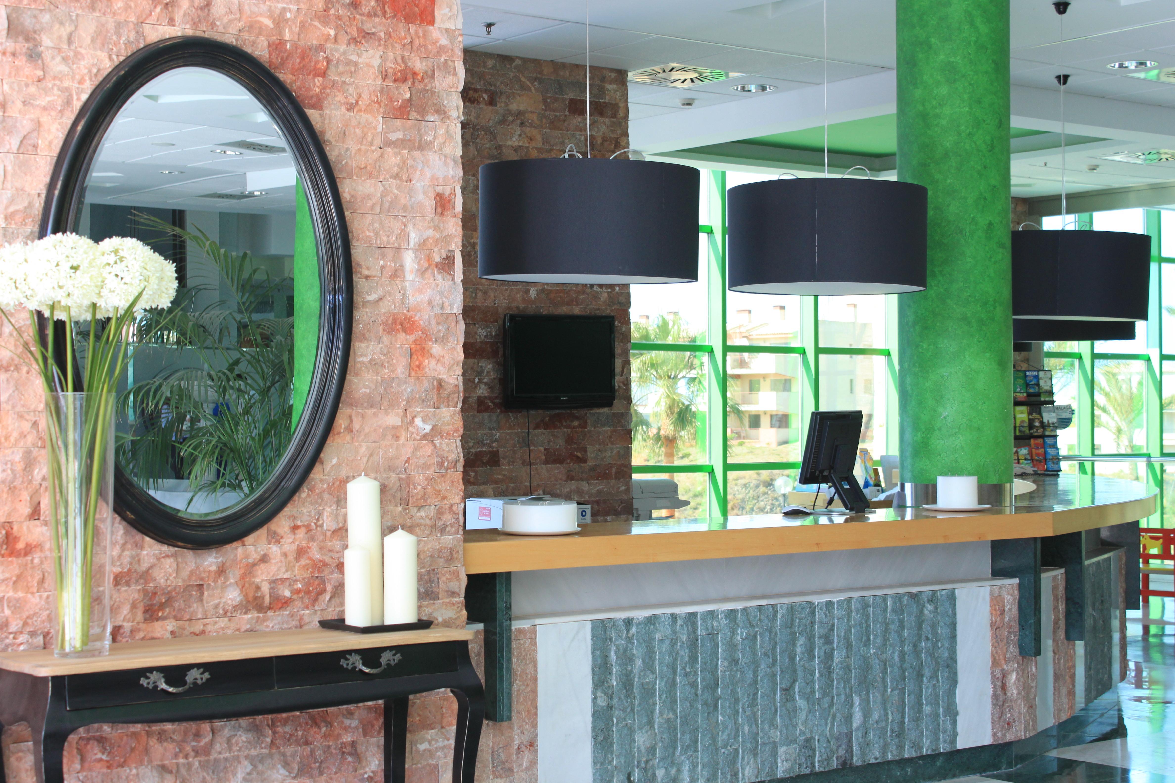 Holiday World RIWO Hotel