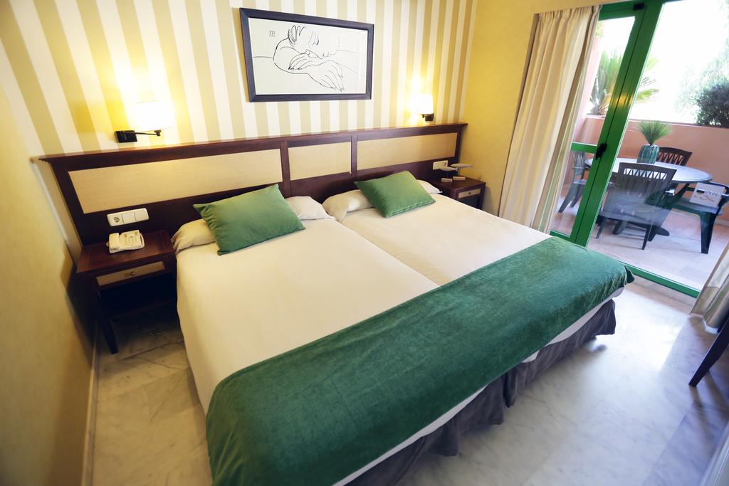 Holiday World RIWO Hotel