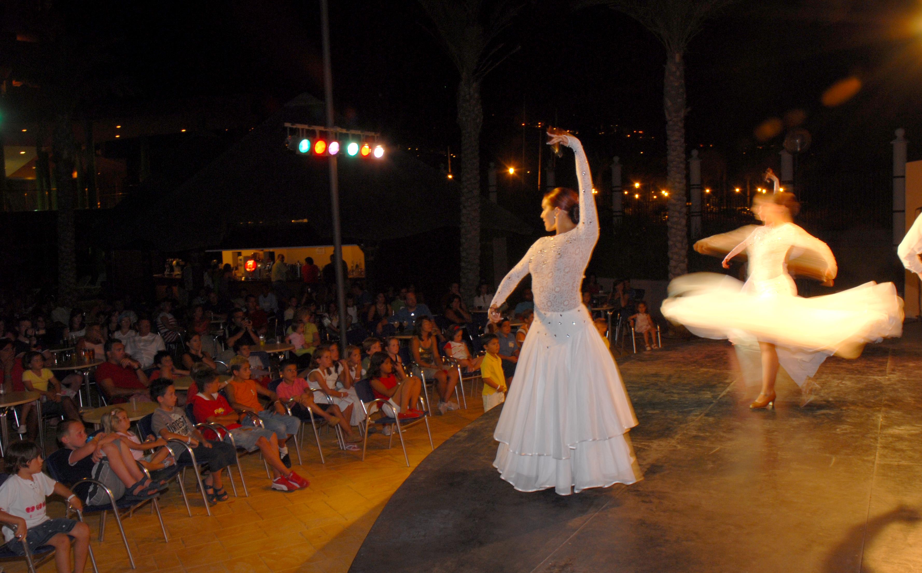 Holiday World RIWO Hotel