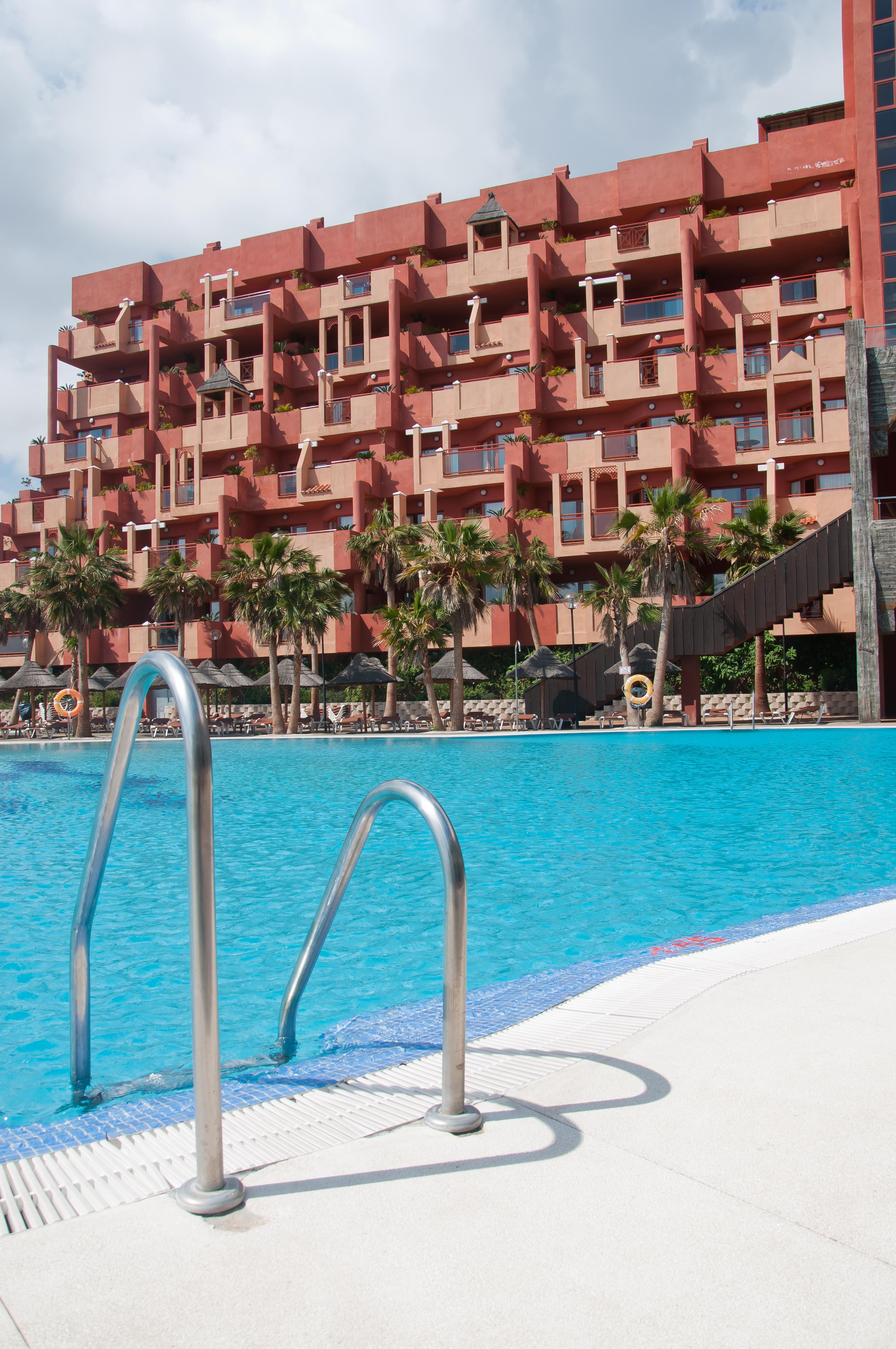 Holiday World Polynesia Hotel