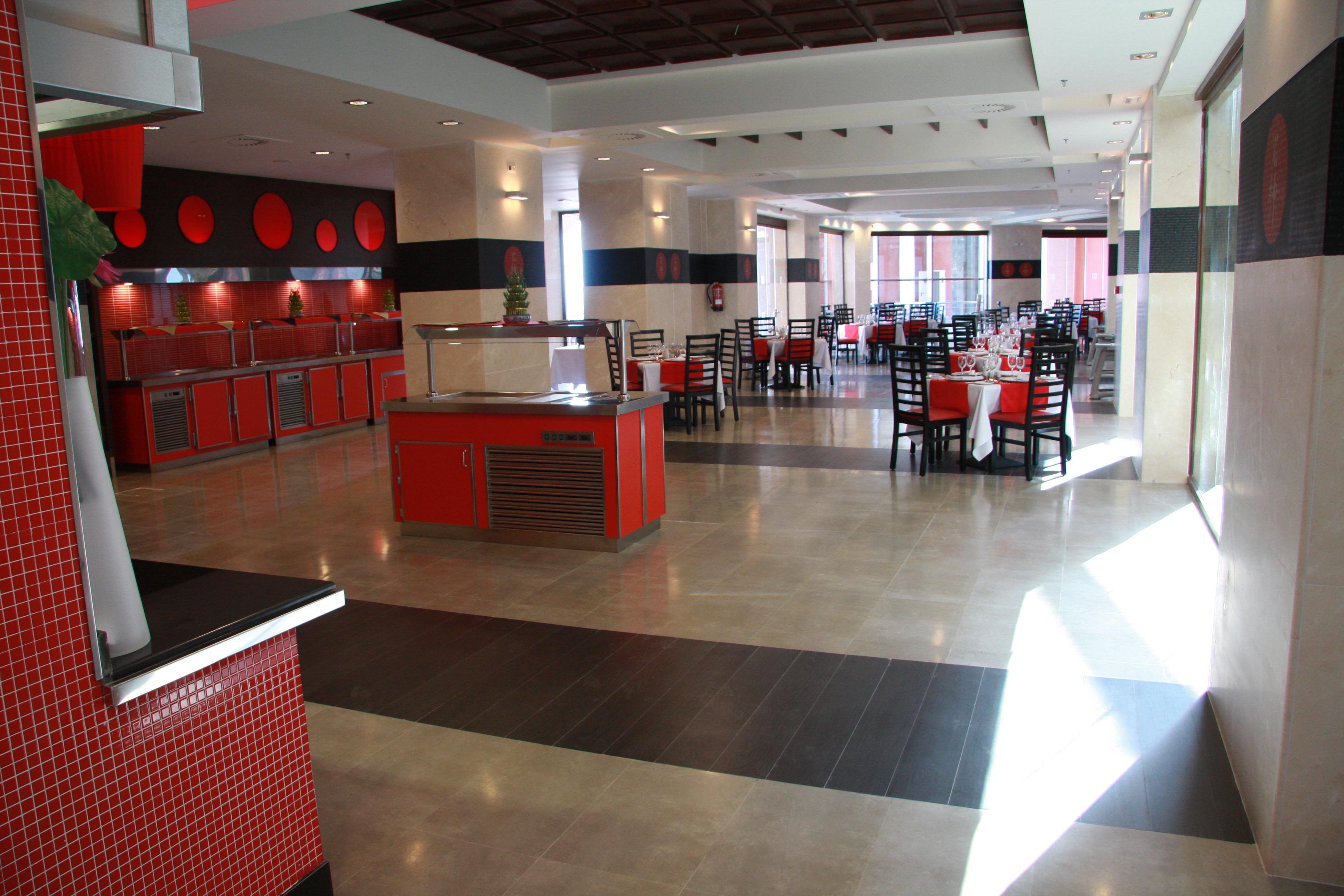 Holiday World Polynesia Hotel