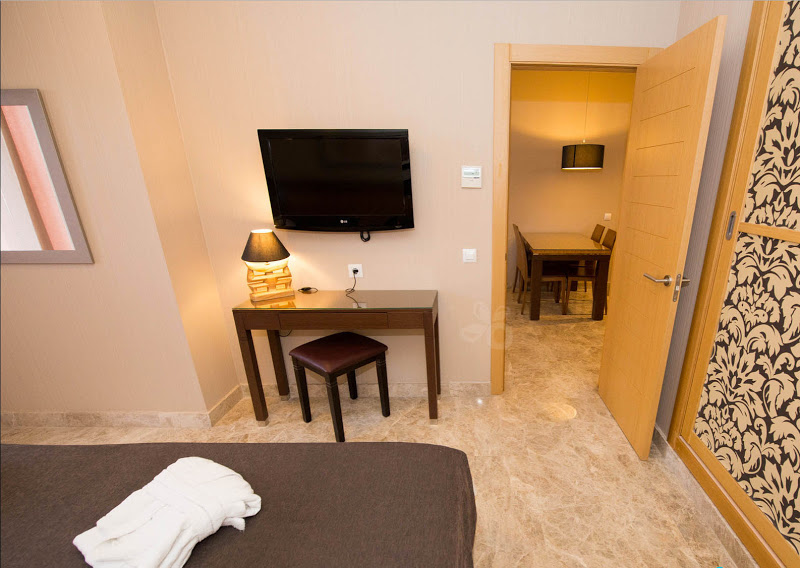 Holiday World Polynesia Hotel