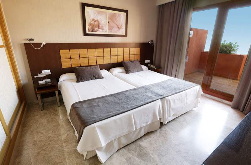 Holiday World Polynesia Hotel