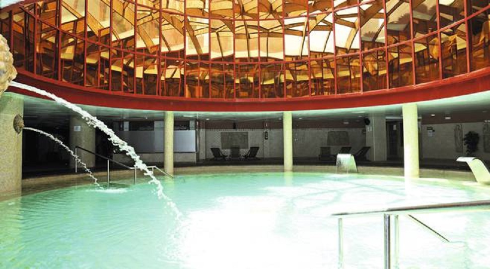 Holiday World Village Hotel