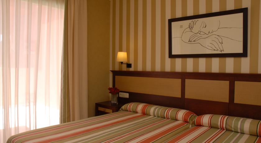 Holiday World Resort