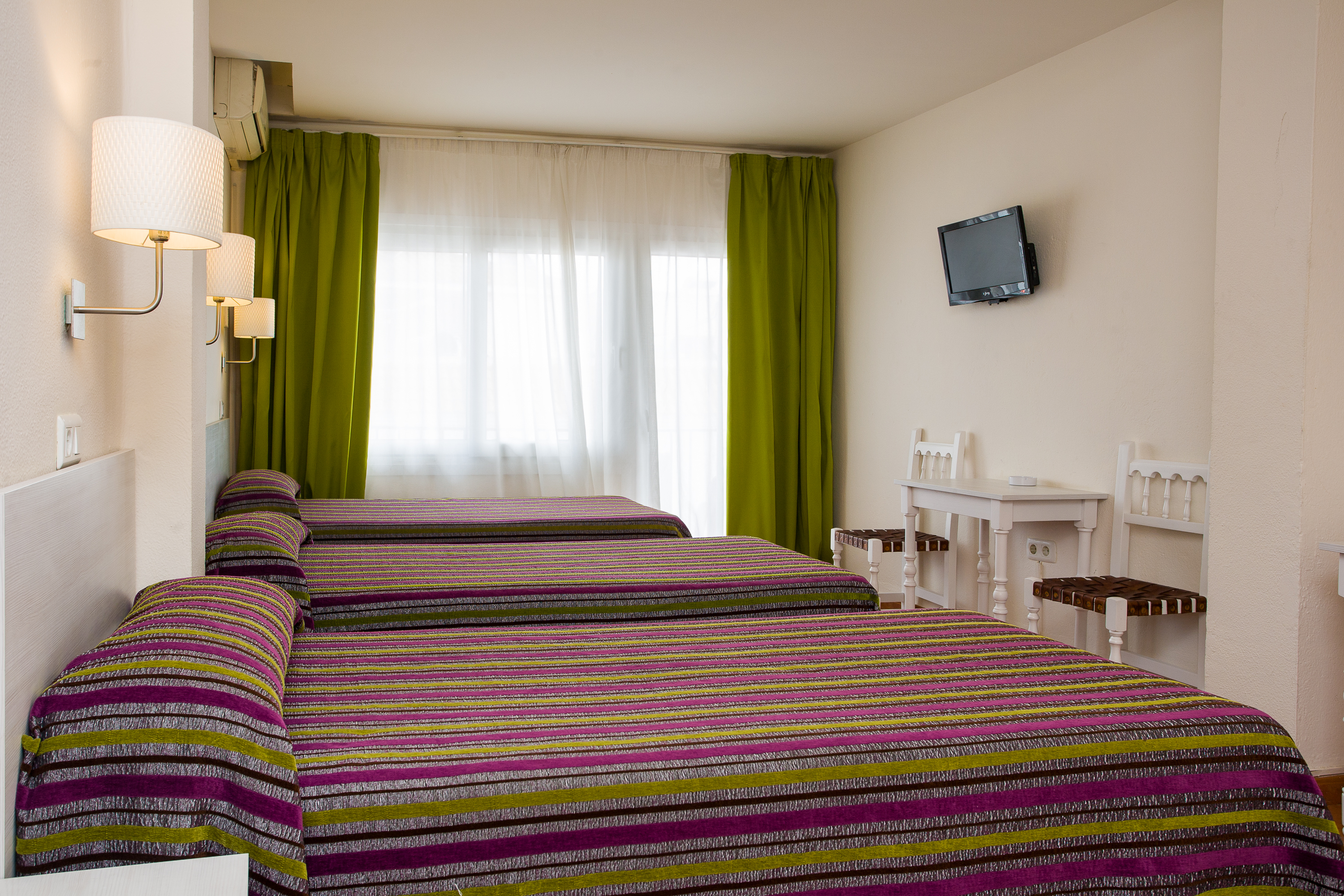 Hostal Sol y Miel