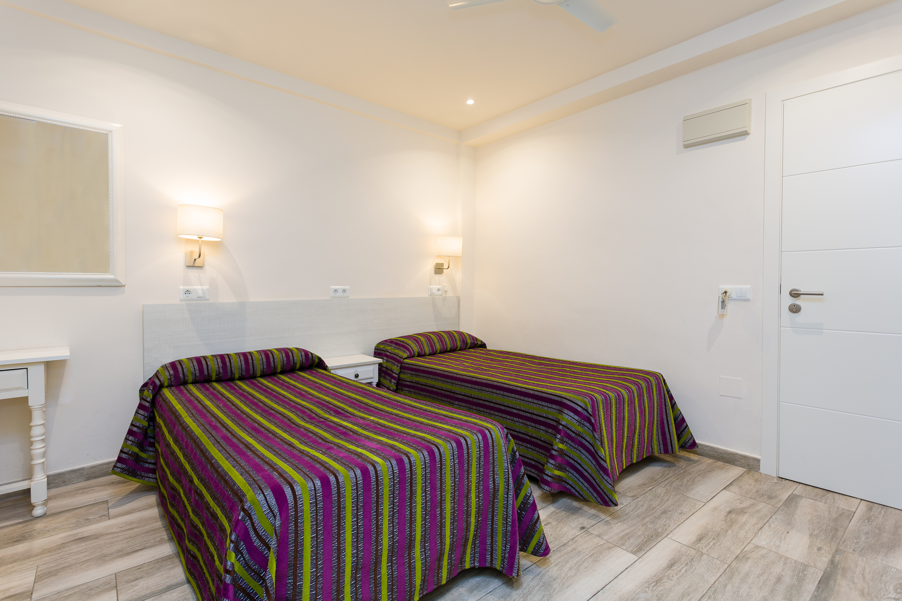 Hostal Sol y Miel