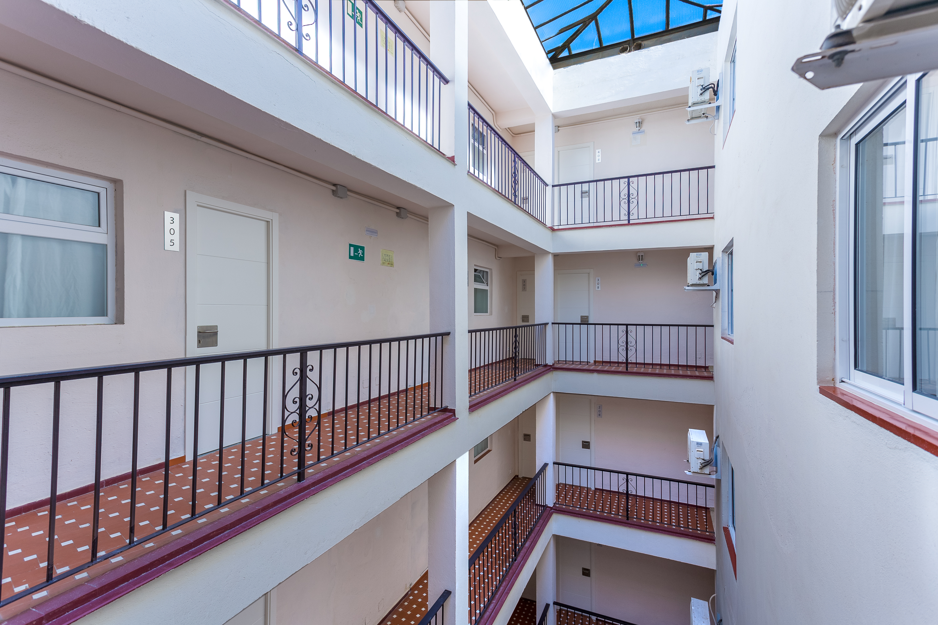 Hostal Sol y Miel