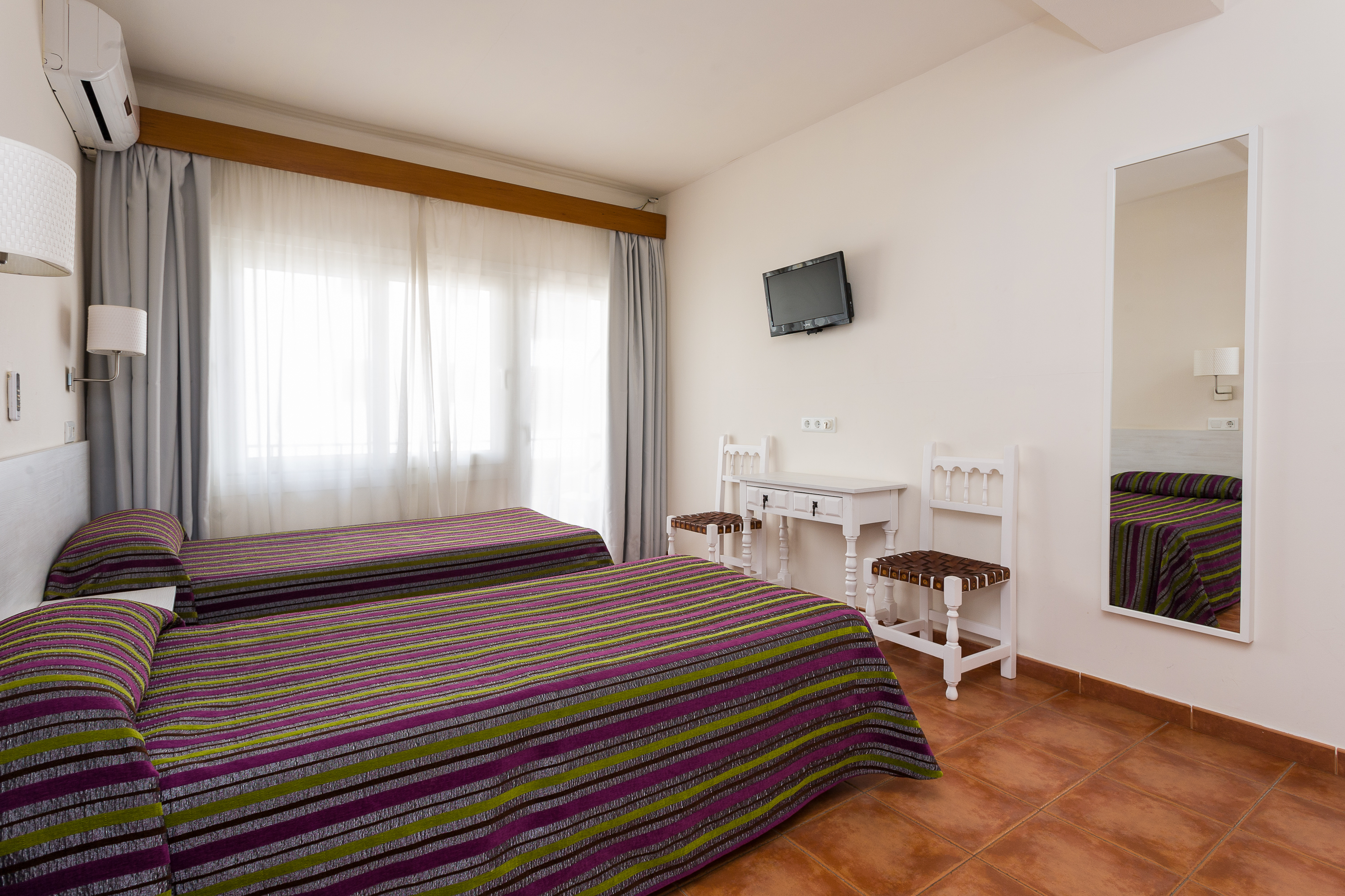 Hostal Sol y Miel