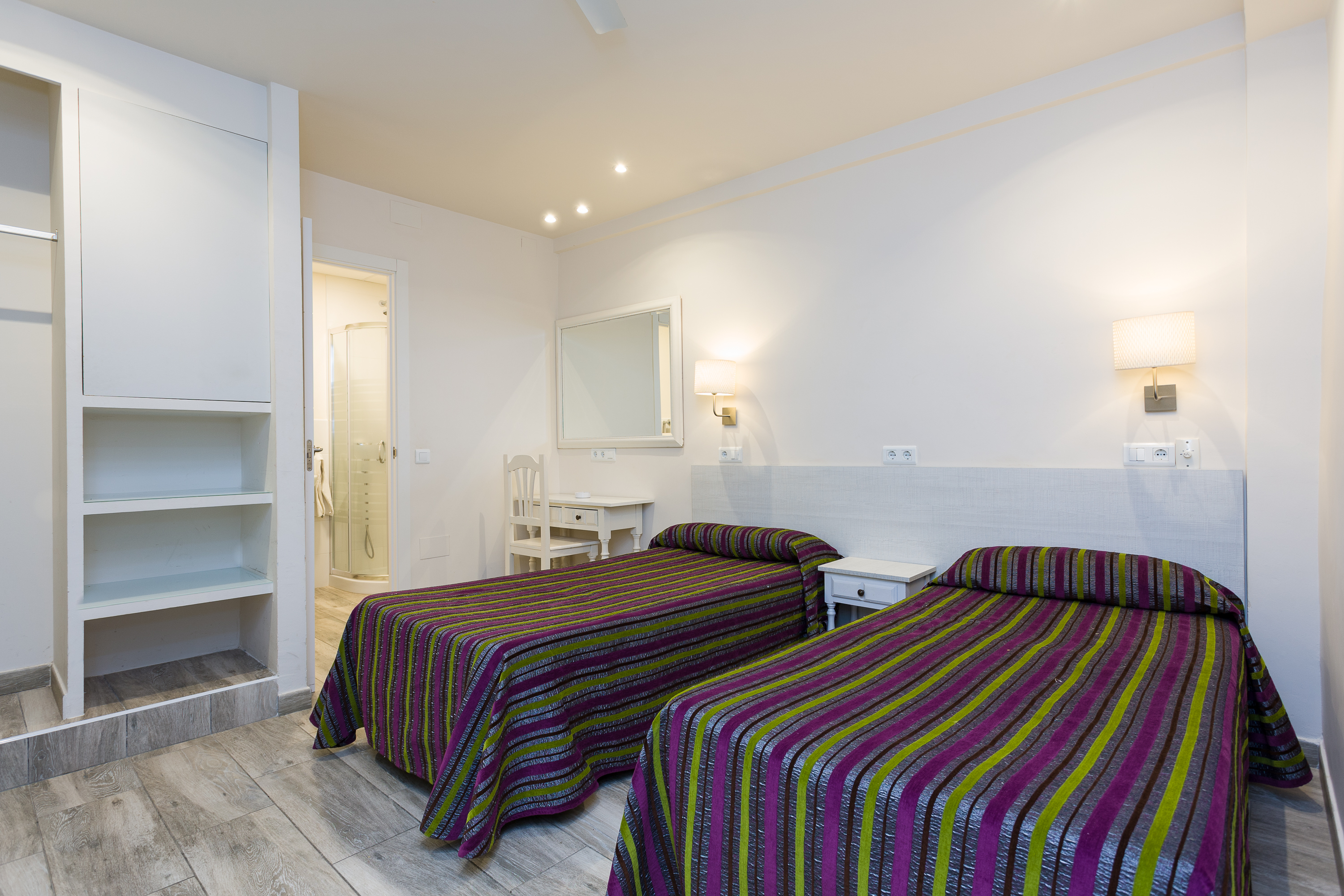 Hostal Sol y Miel