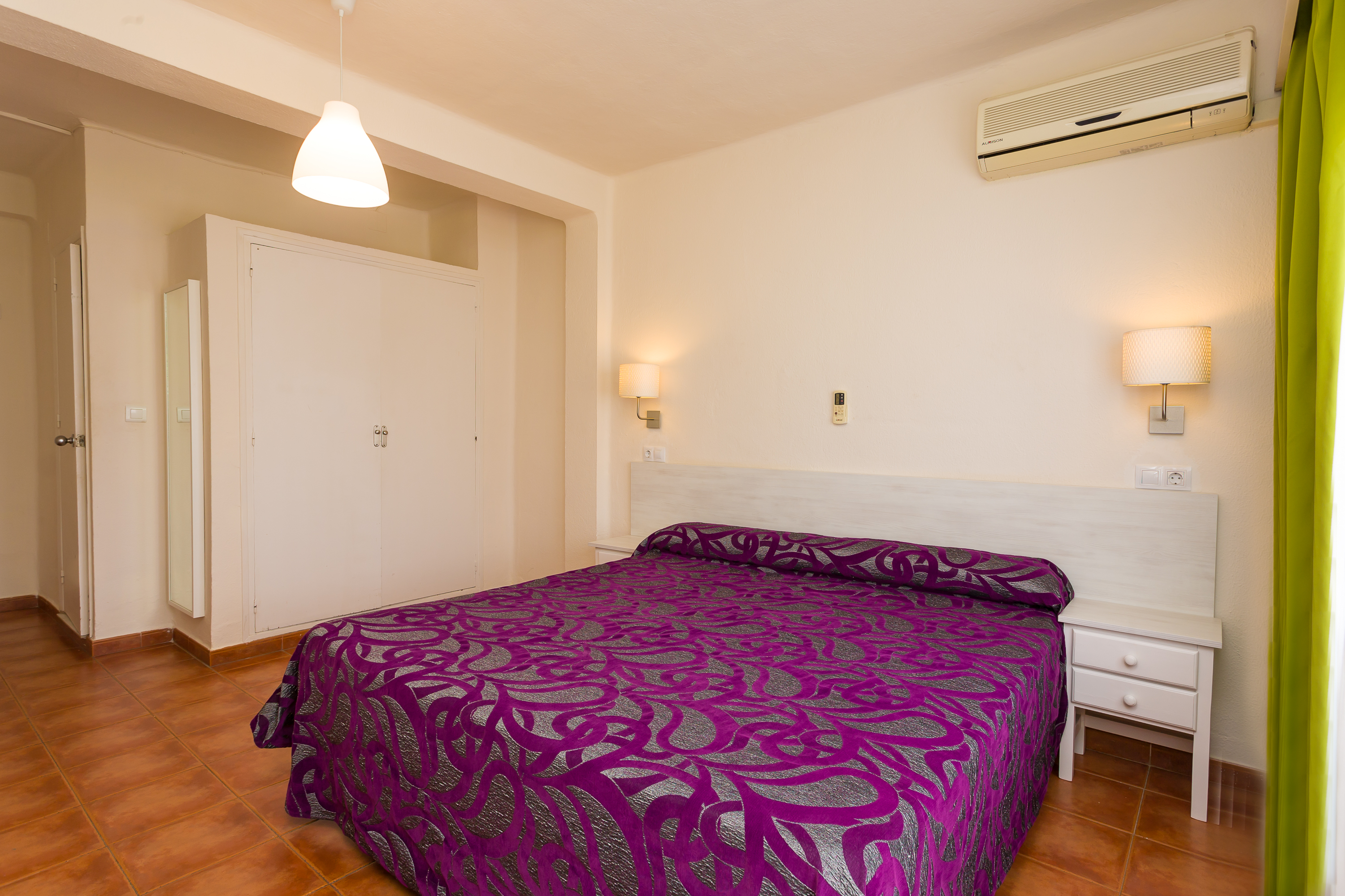 Hostal Sol y Miel
