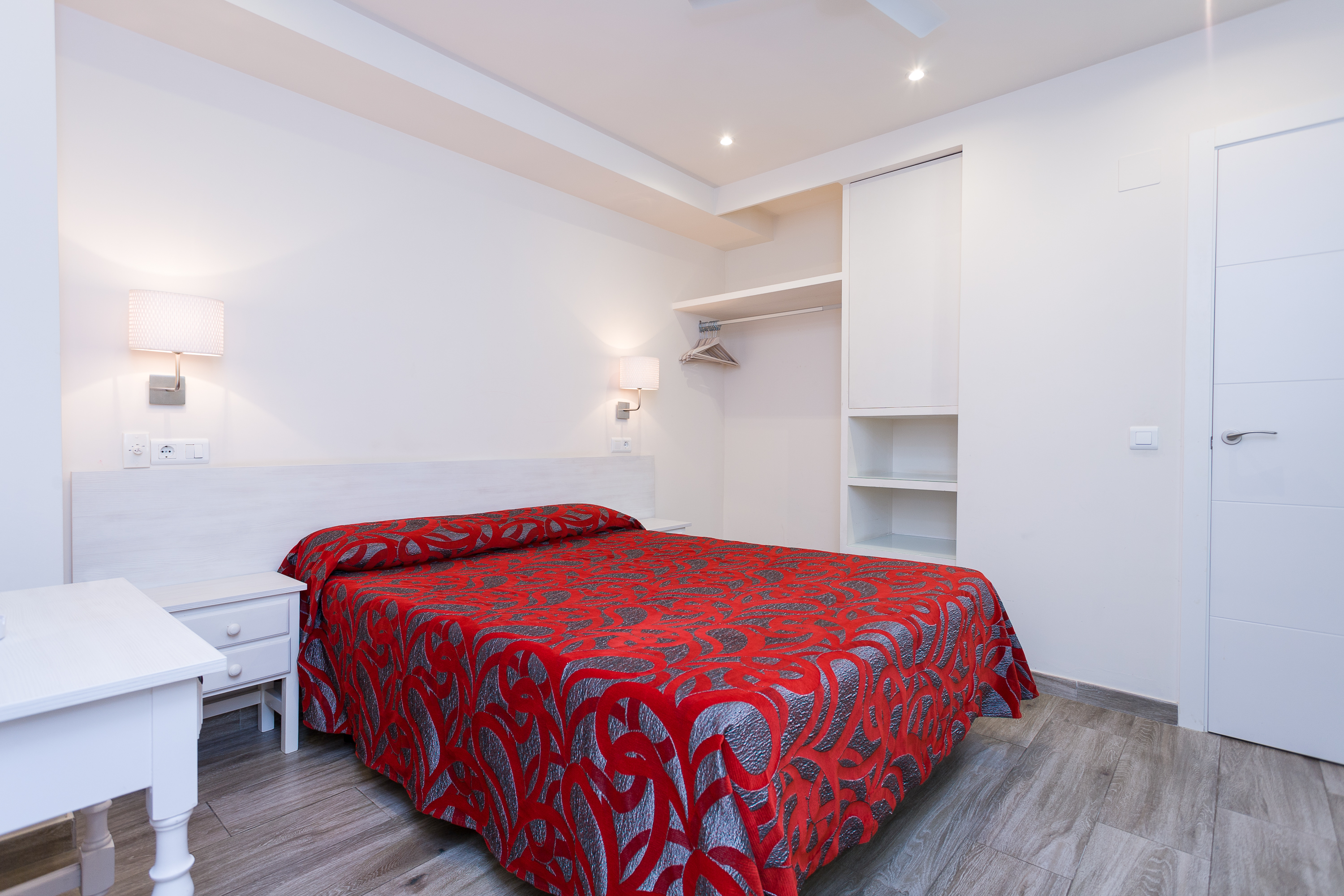 Hostal Sol y Miel