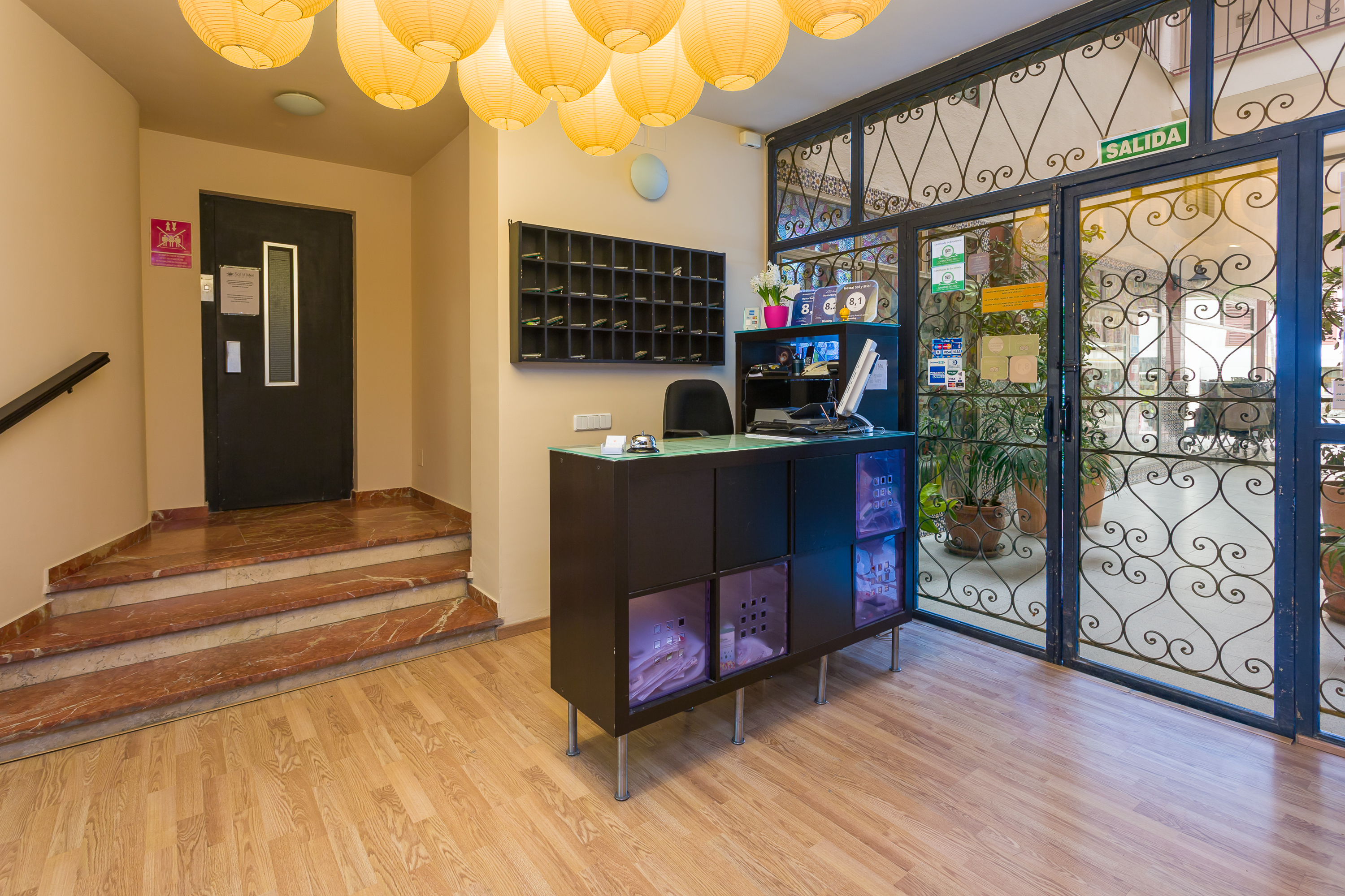 Hostal Sol y Miel