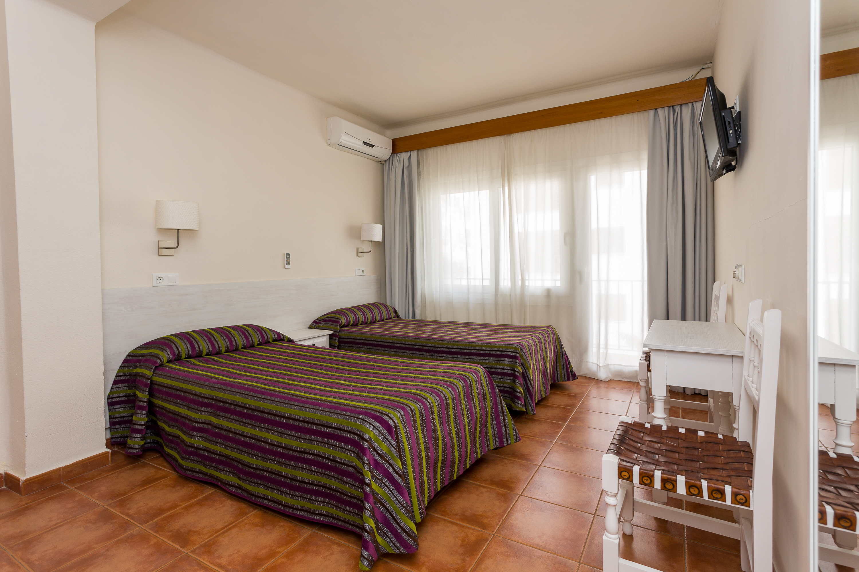 Hostal Sol y Miel