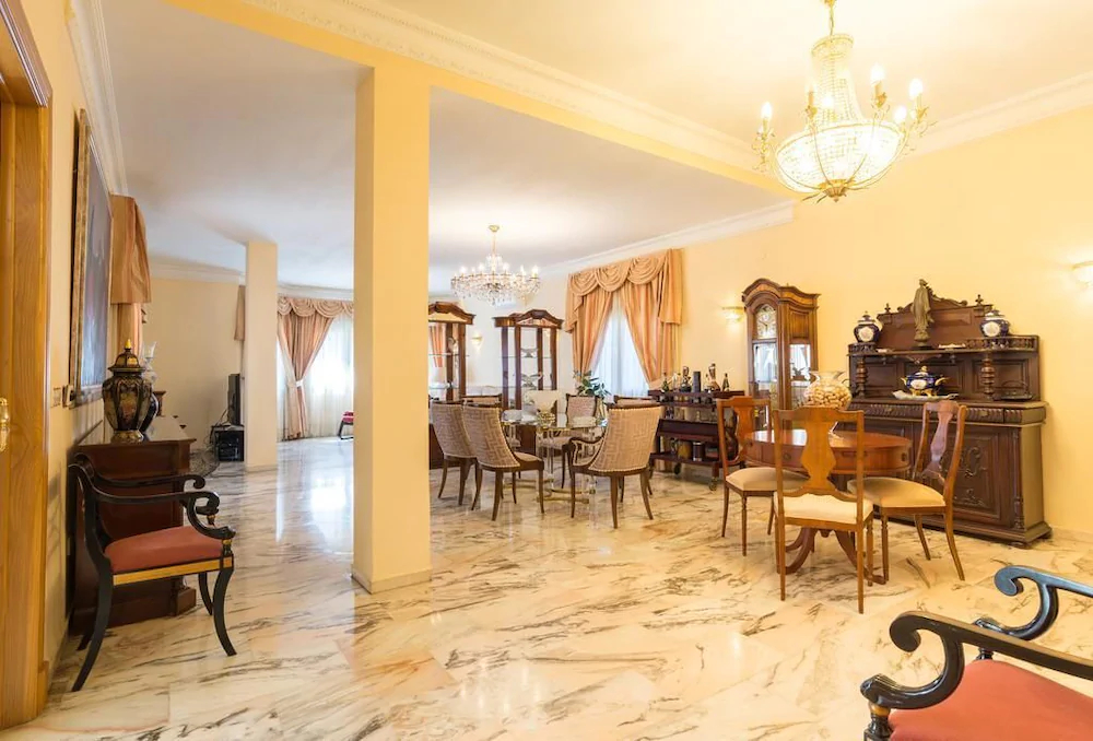 MalagaSuite Fancy House