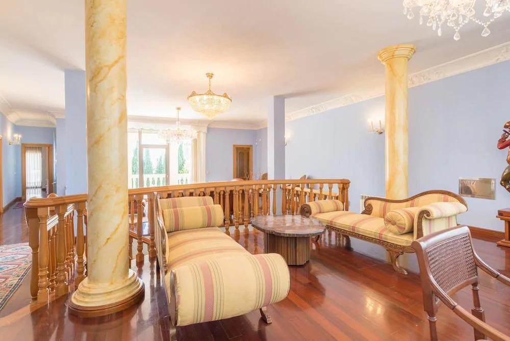 MalagaSuite Fancy House