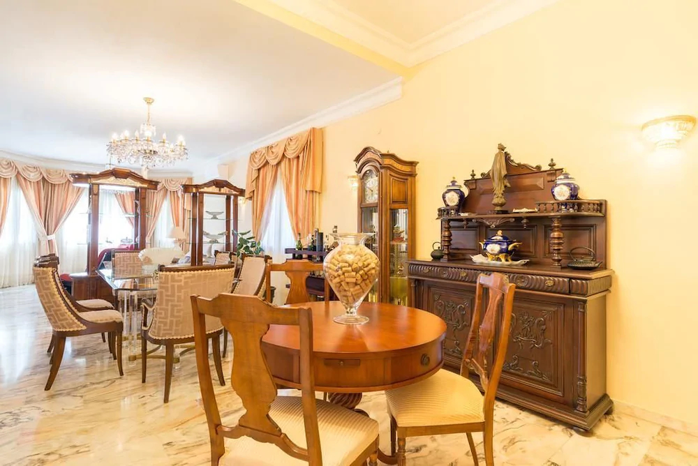 MalagaSuite Fancy House