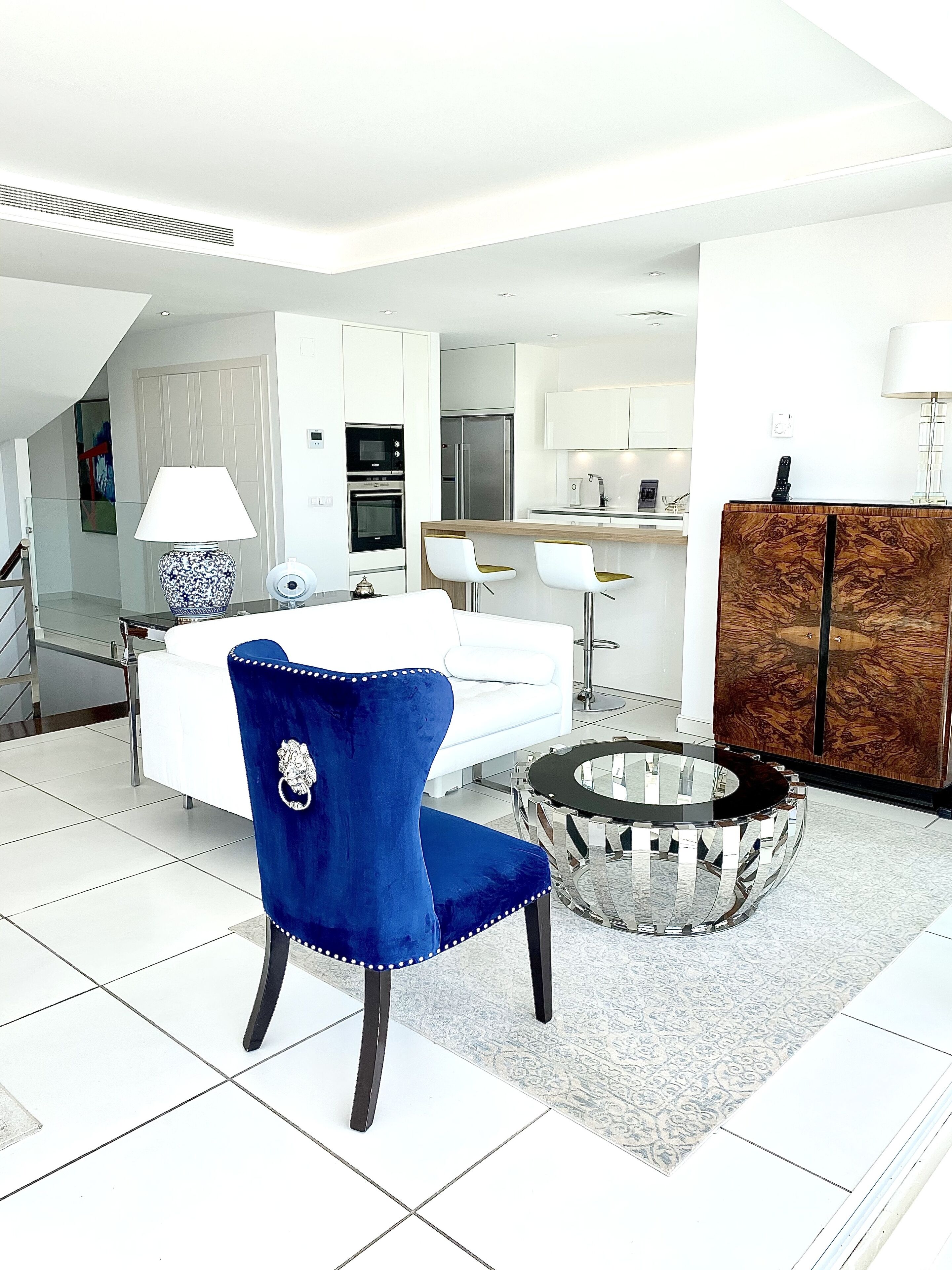 Mondrian Luxury Suites & Villas