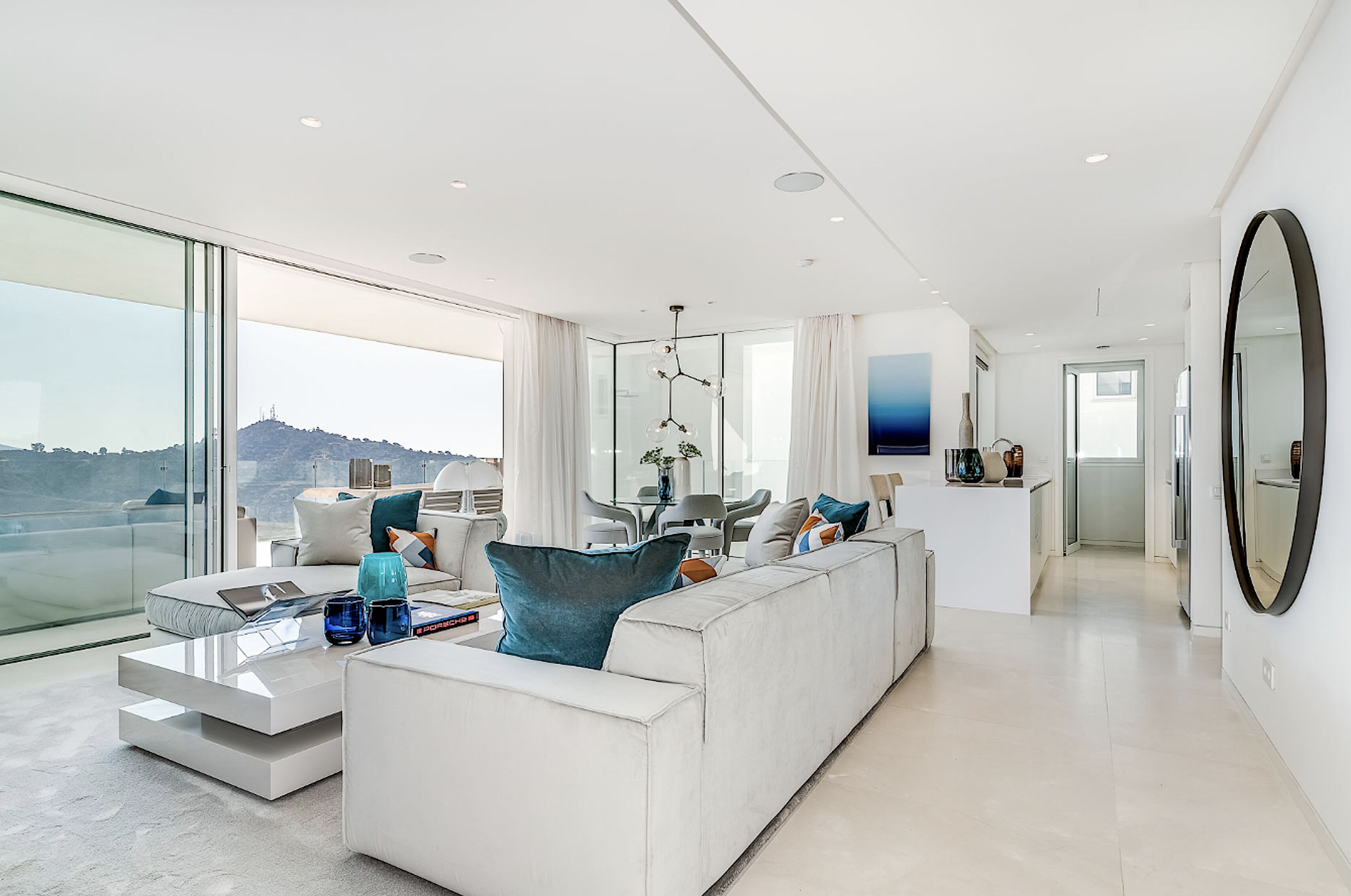 Mondrian Luxury Suites & Villas