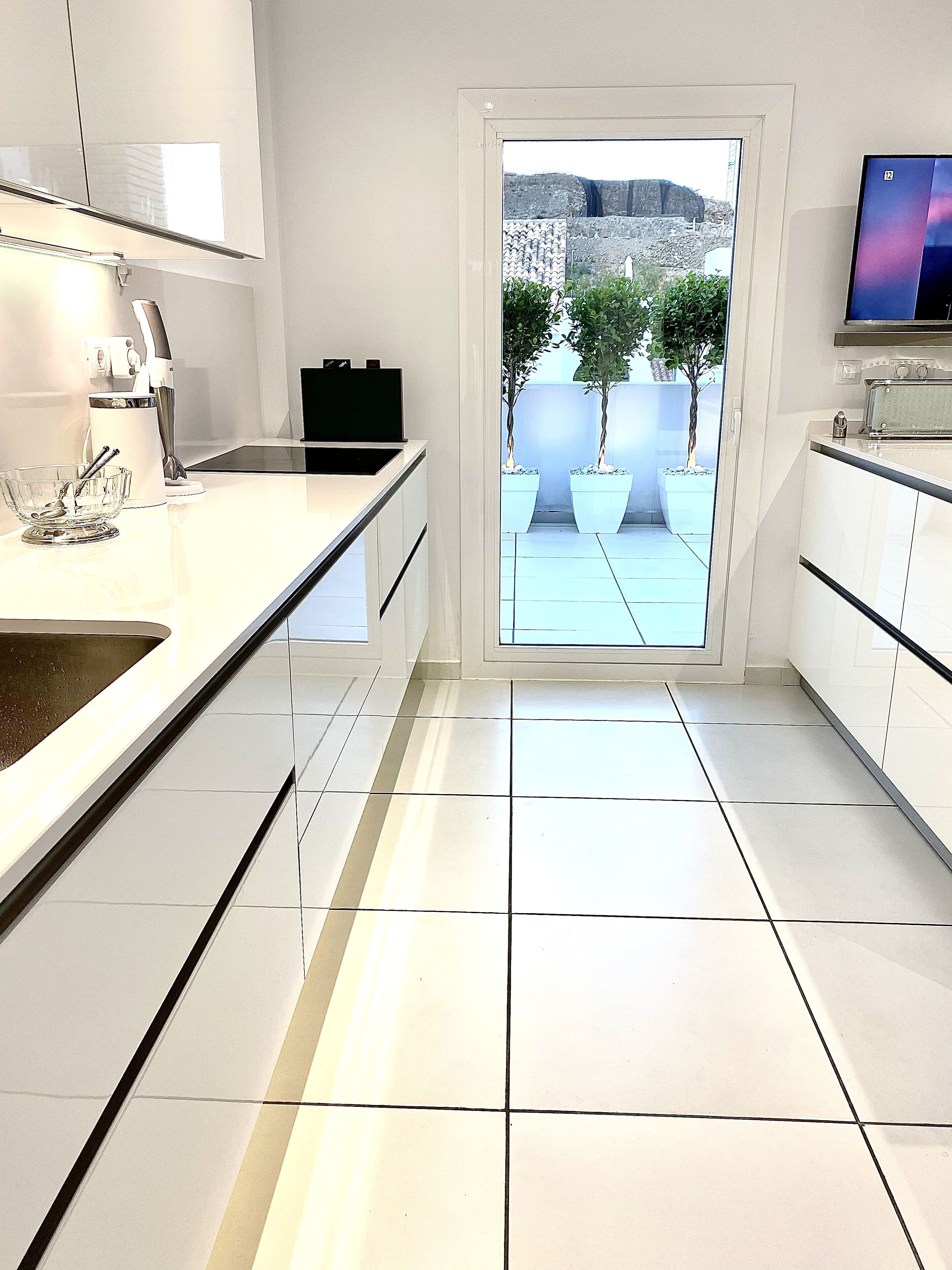 Mondrian Luxury Suites & Villas