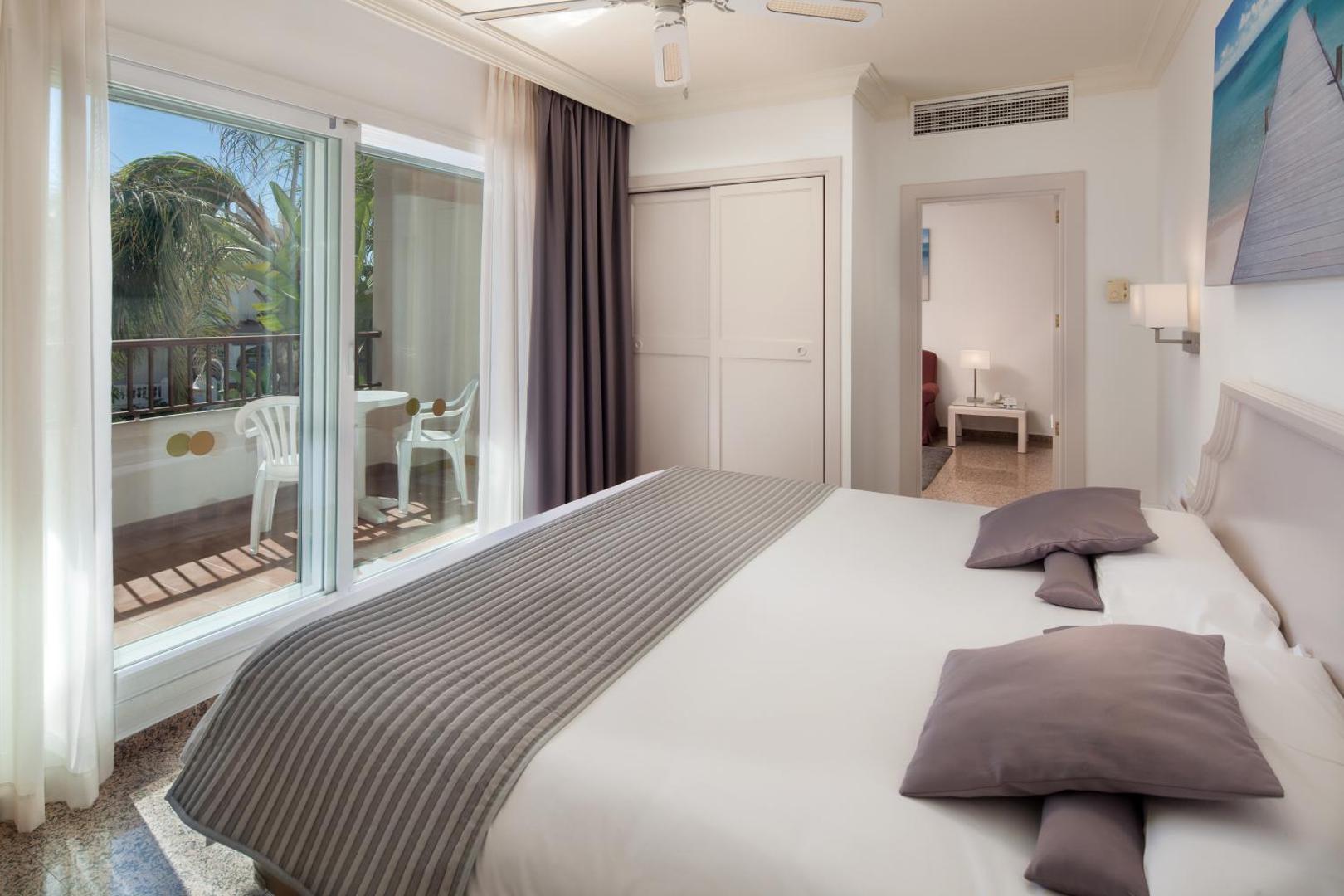 Hotel Mac Puerto Marina