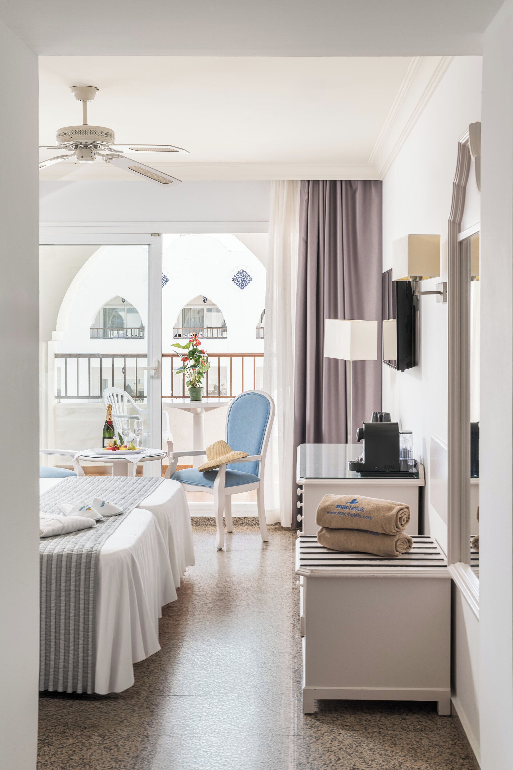 Hotel Mac Puerto Marina