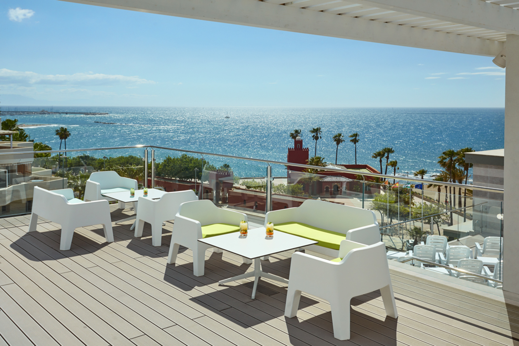 Hotel Las Arenas Affiliated by Meliá