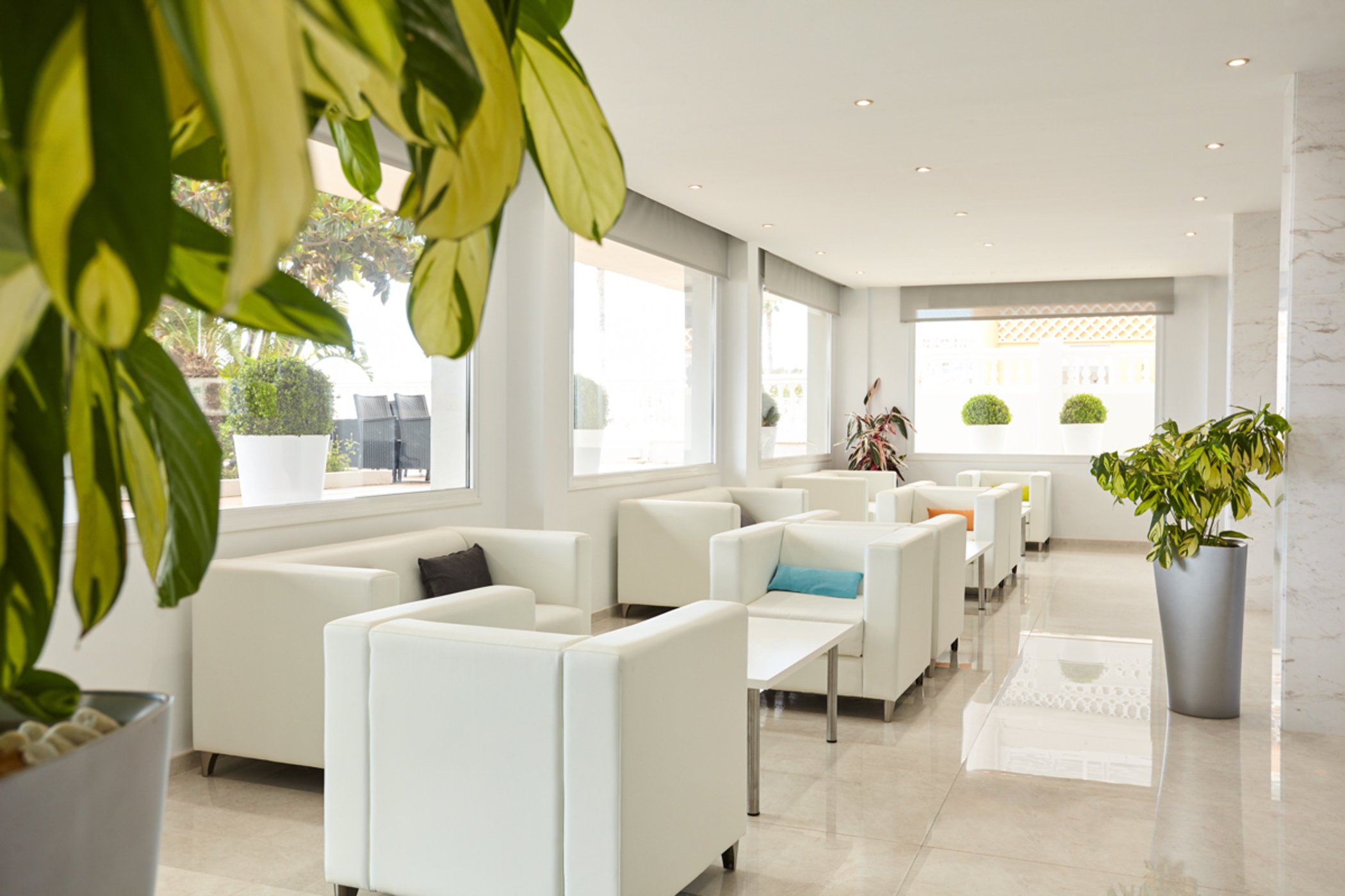 Hotel Las Arenas Affiliated by Meliá