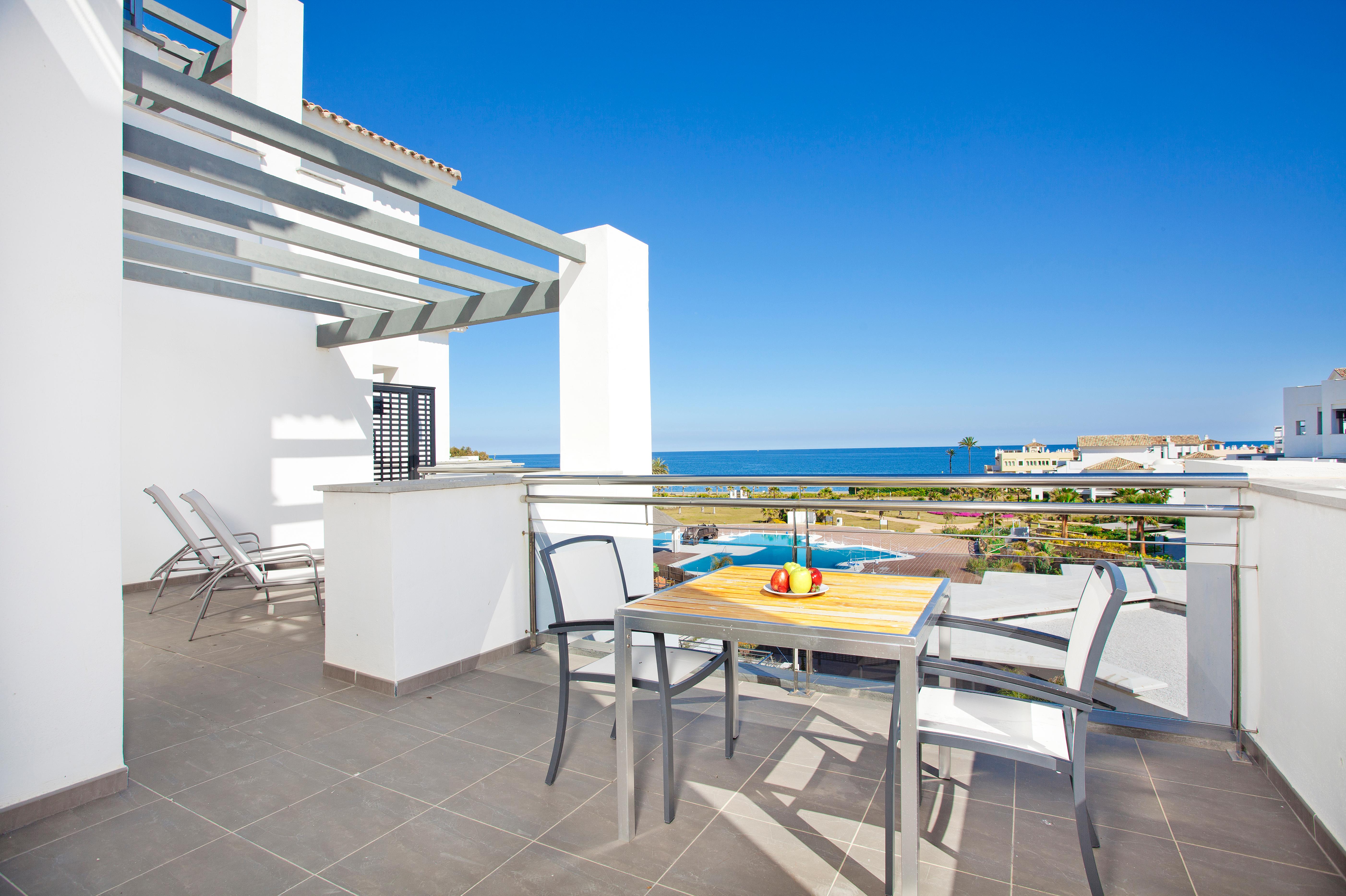 Estepona Hotel & Spa Resort