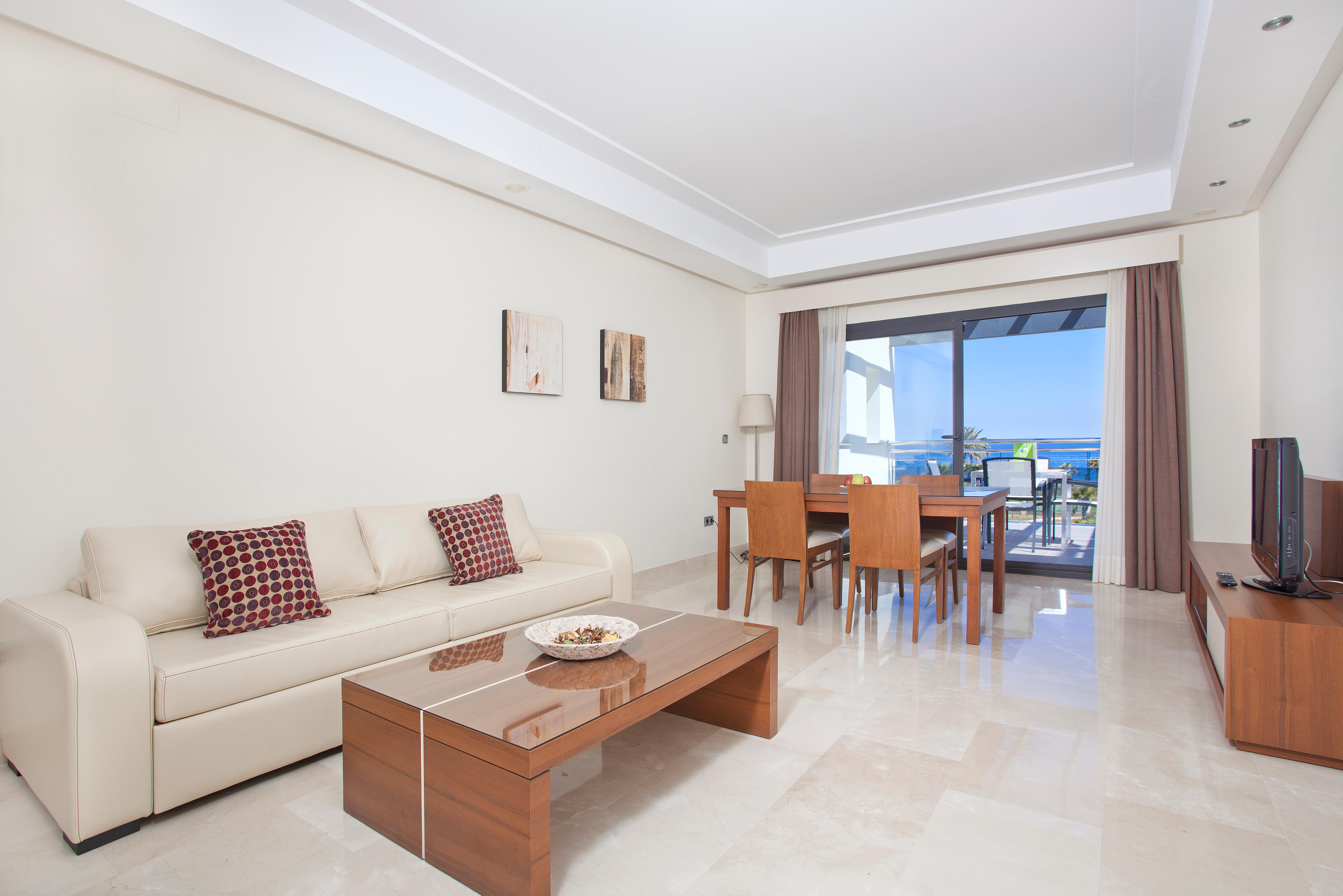 Estepona Hotel & Spa Resort