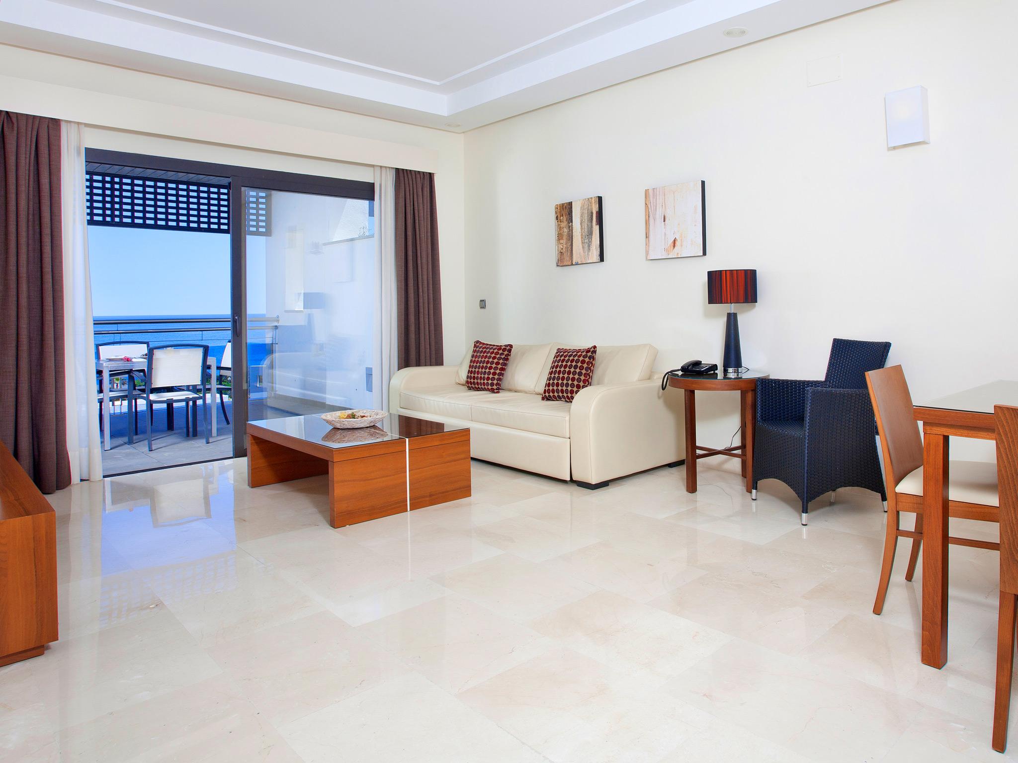 Estepona Hotel & Spa Resort