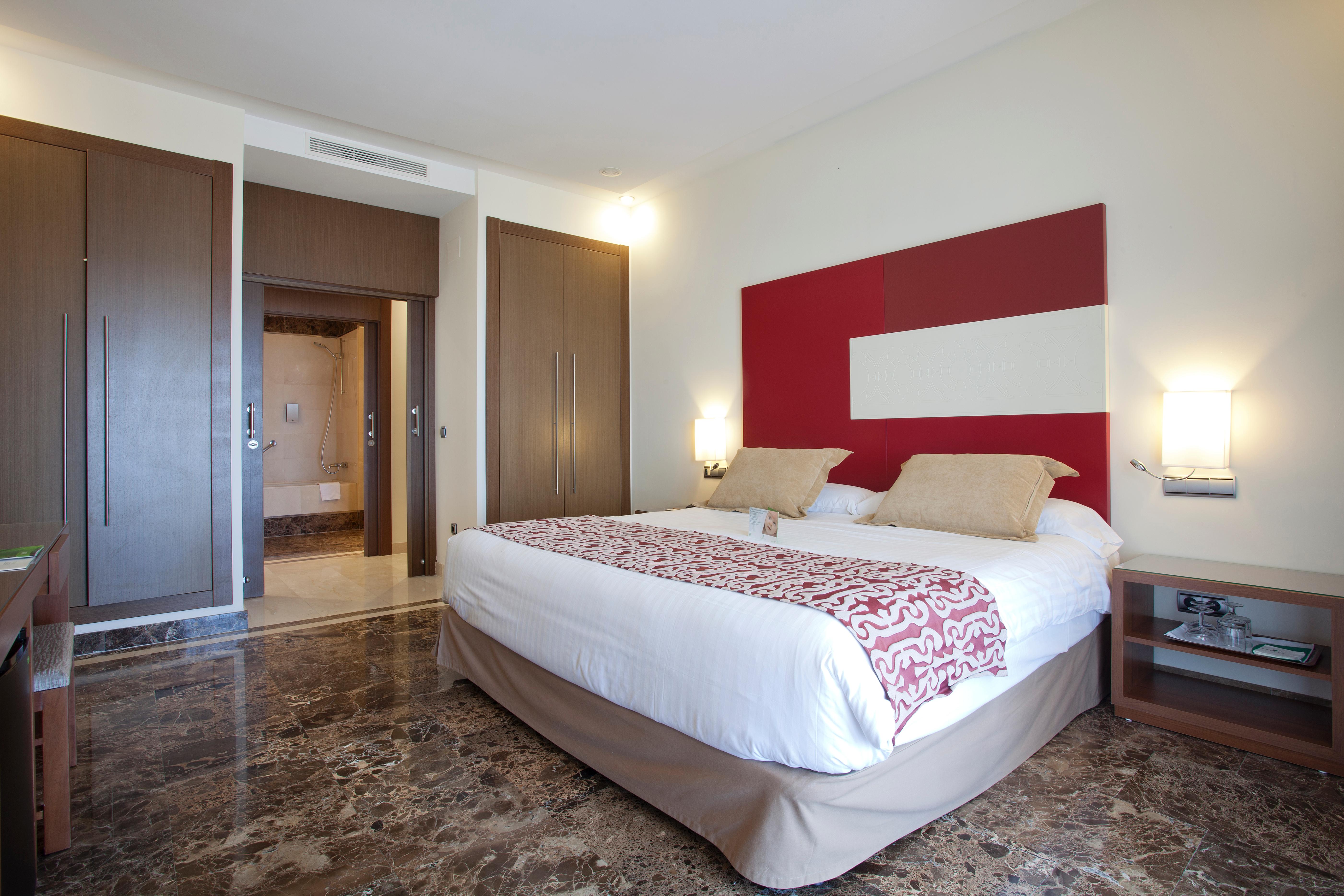 Estepona Hotel & Spa Resort