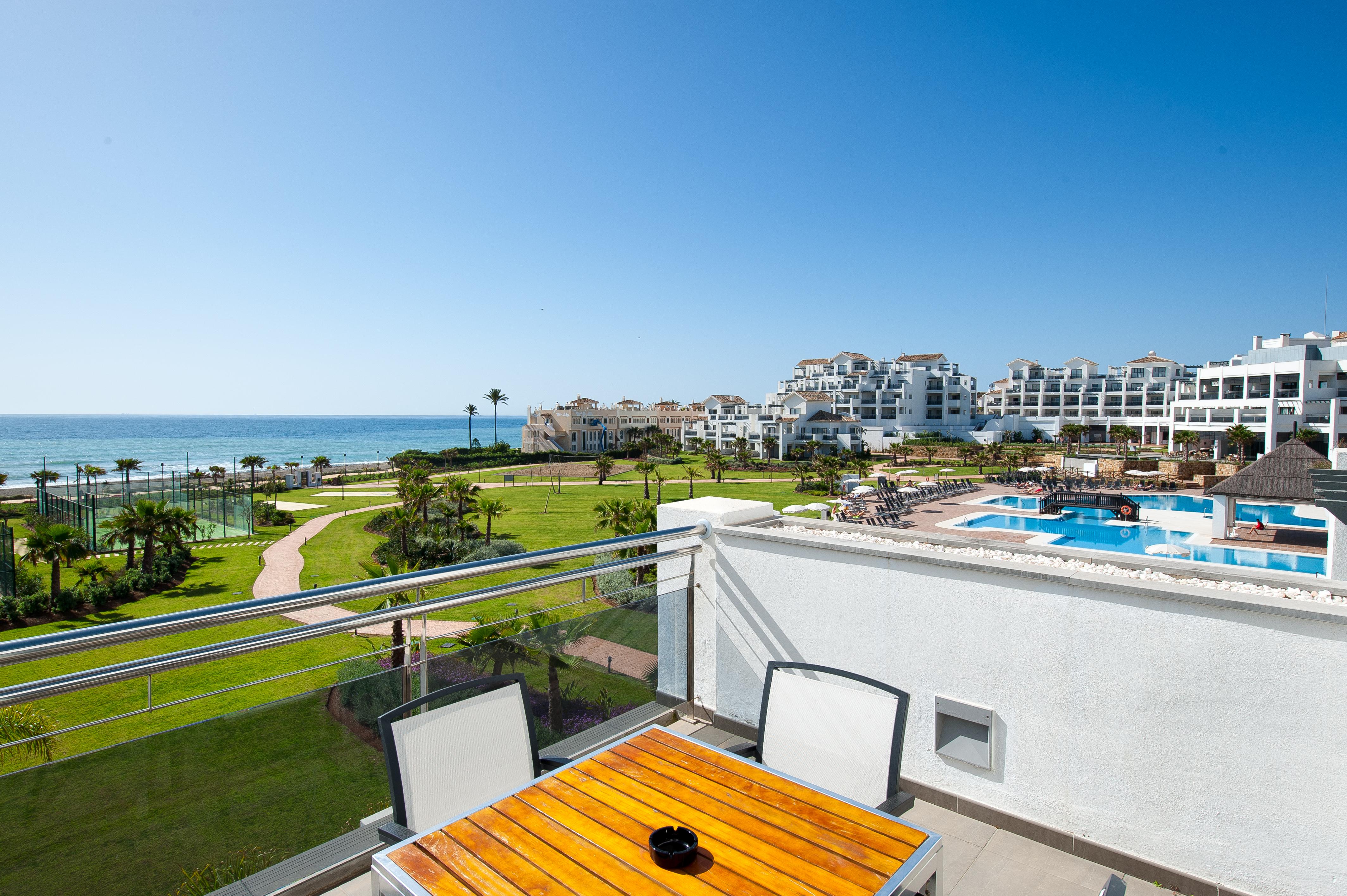 Estepona Hotel & Spa Resort