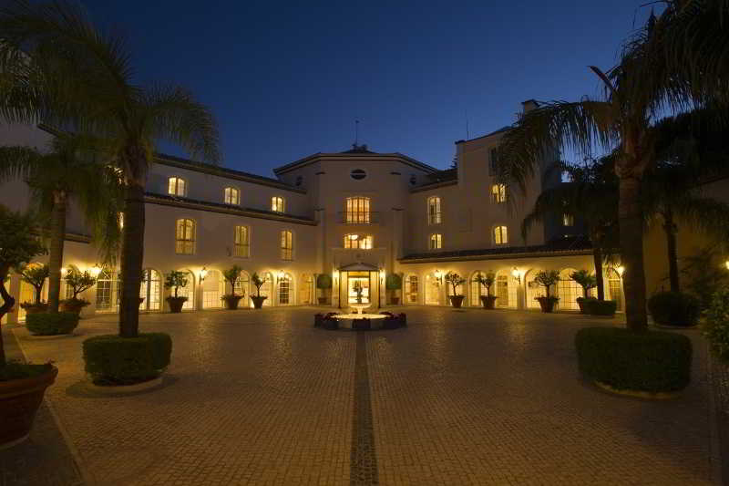 Las Dunas Hotel