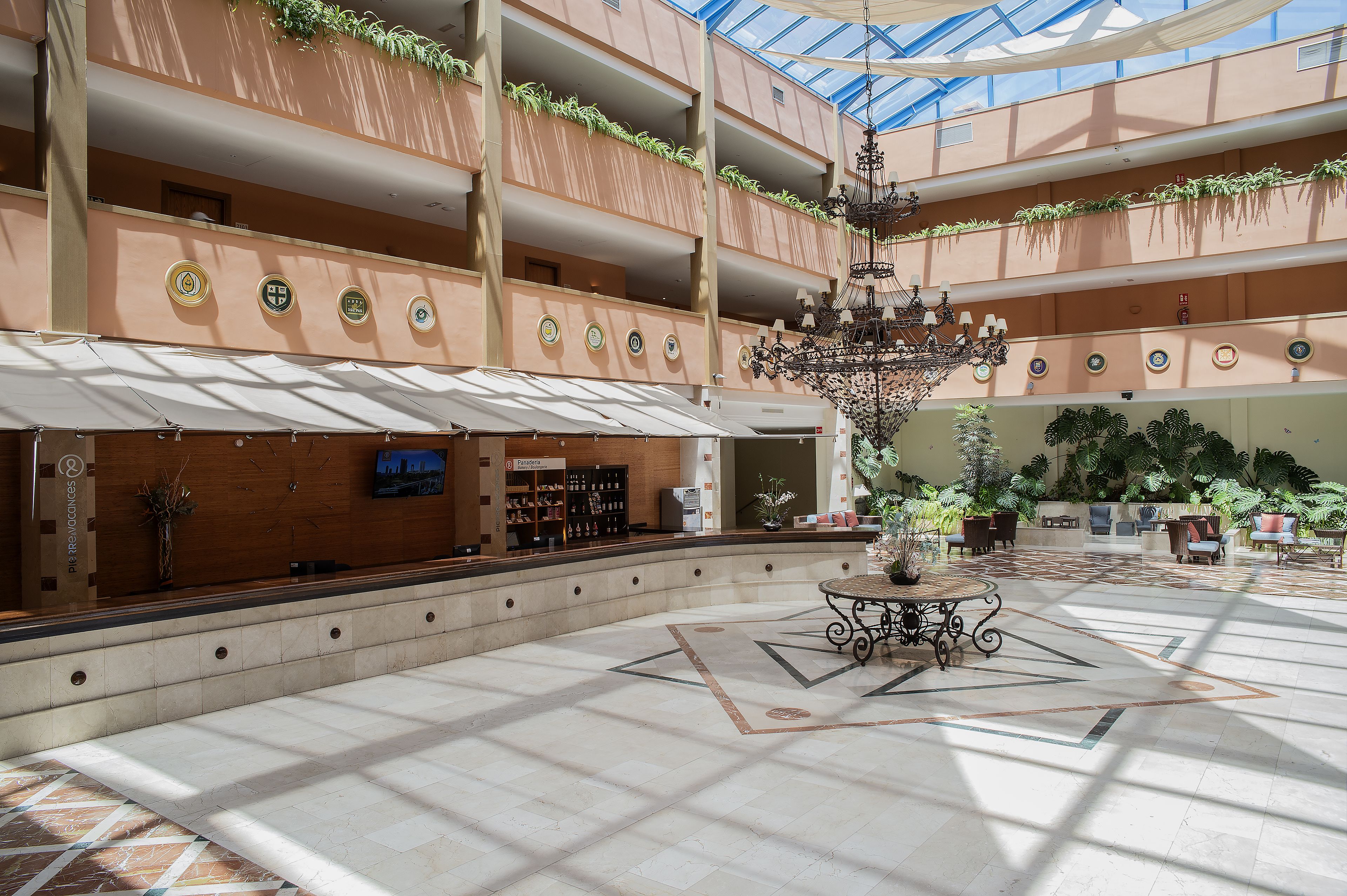 Bakour Oh Nice Costa del Sol