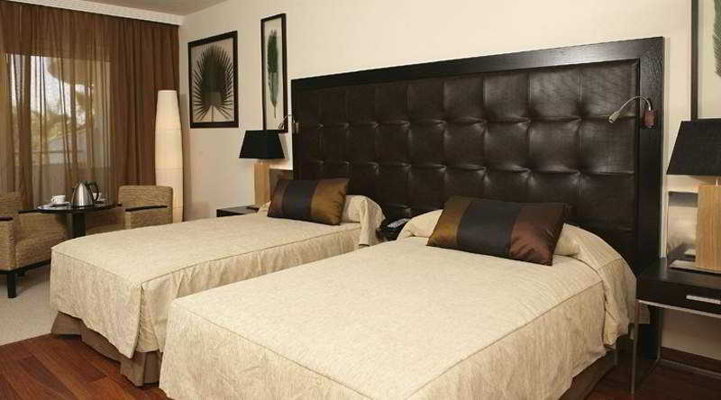 Senator Banús Delight Collection