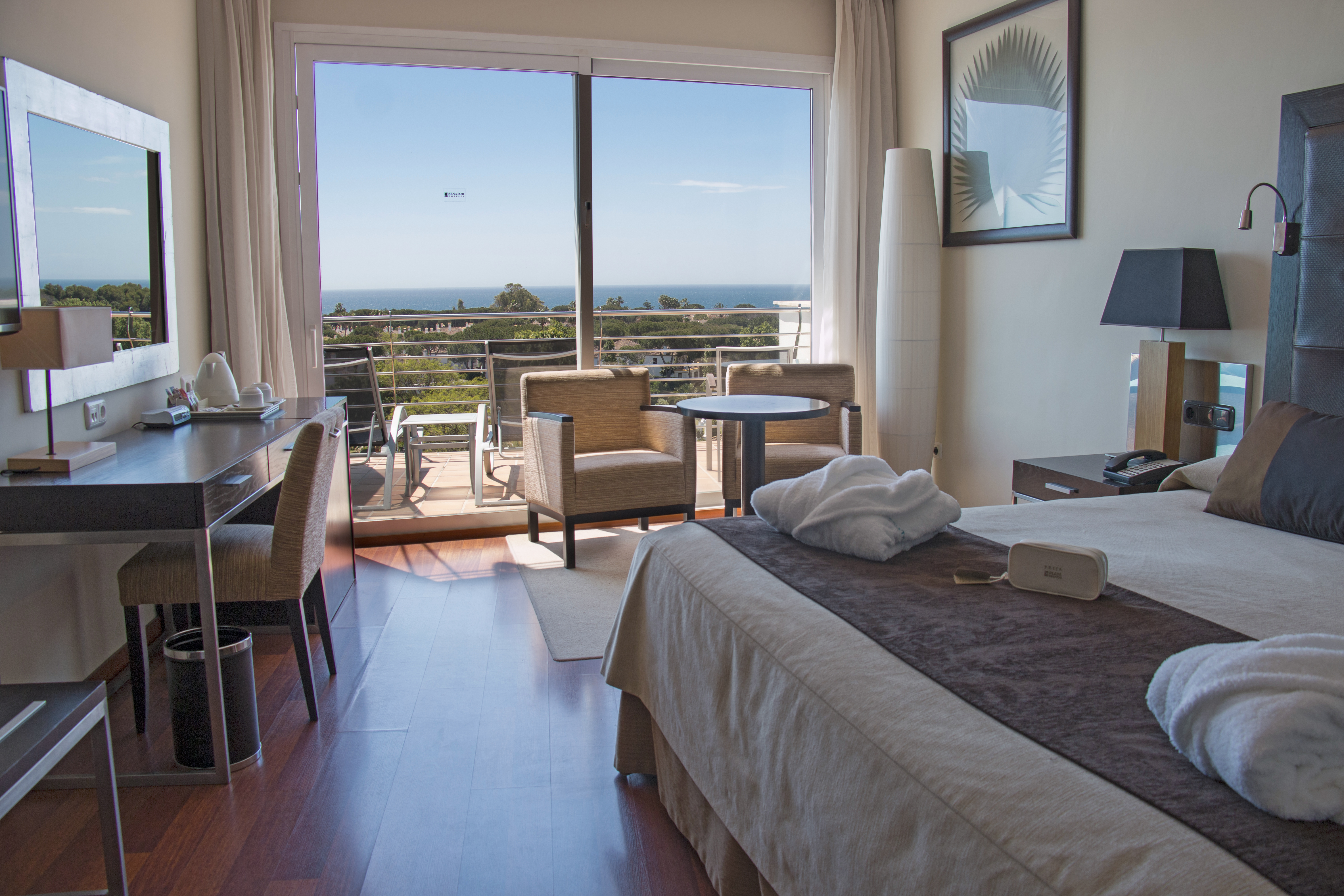 Senator Banús Delight Collection