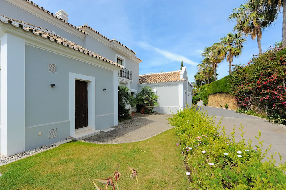 Villa Lotus Bel Air Deluxe Canovas