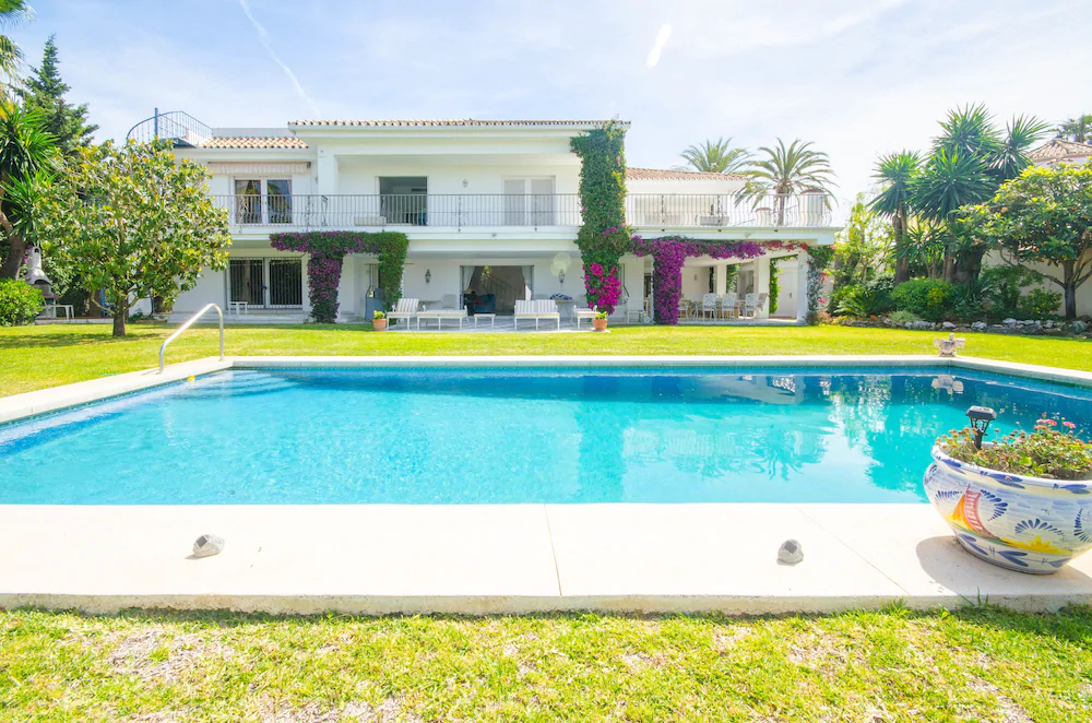 Villa Shayna