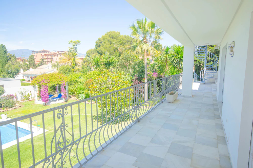 Villa Shayna