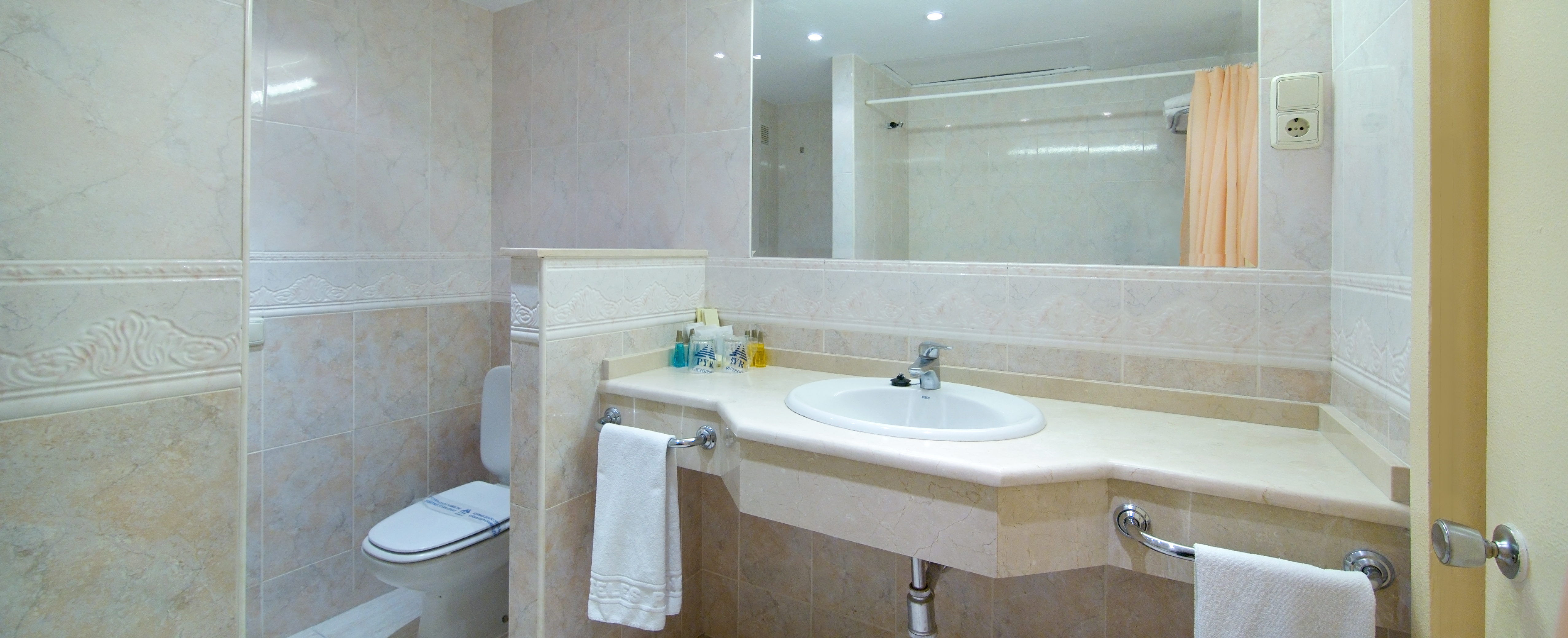 Hotel Apartamentos Pyr Fuengirola