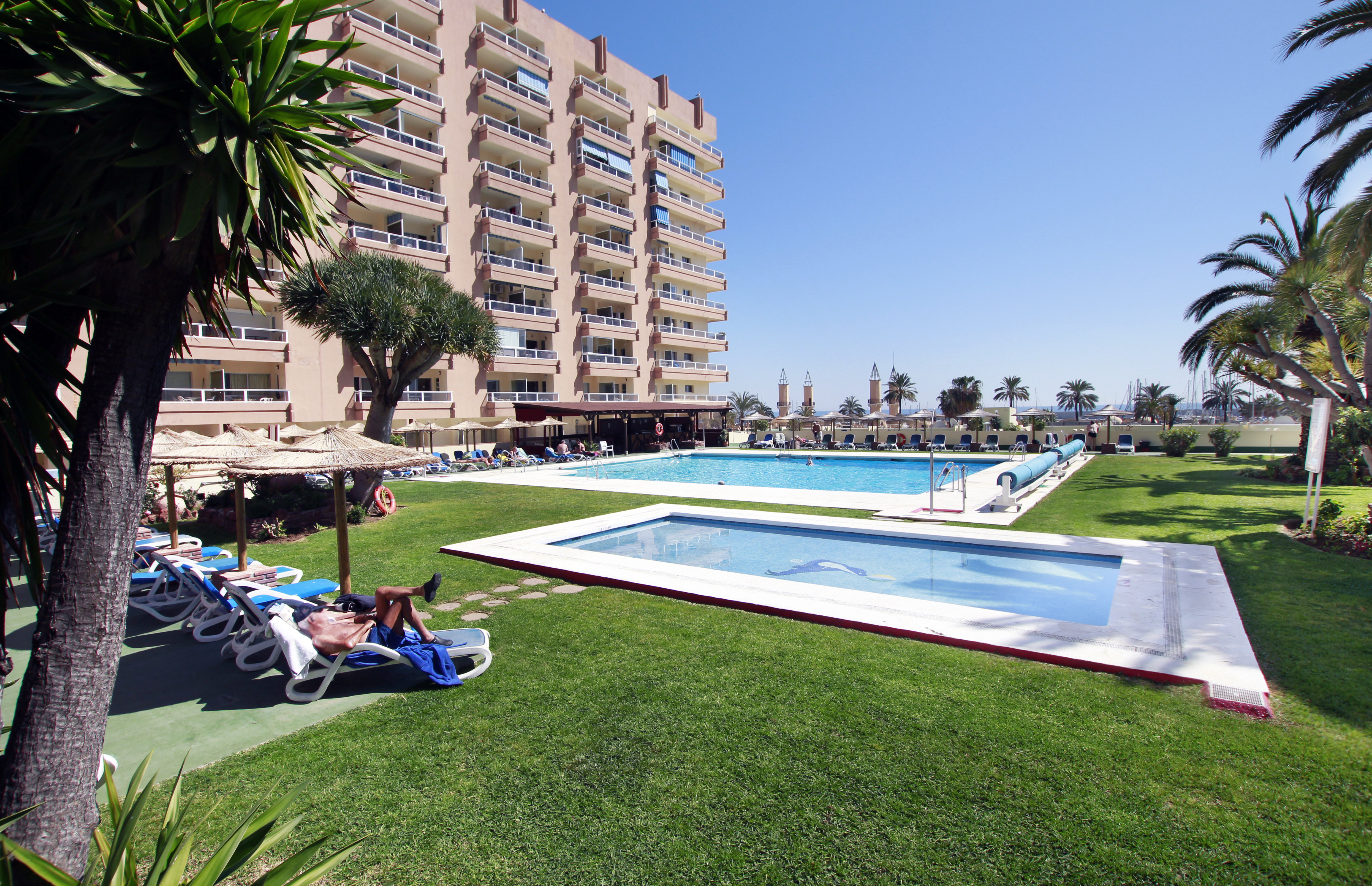 Hotel Apartamentos Pyr Fuengirola