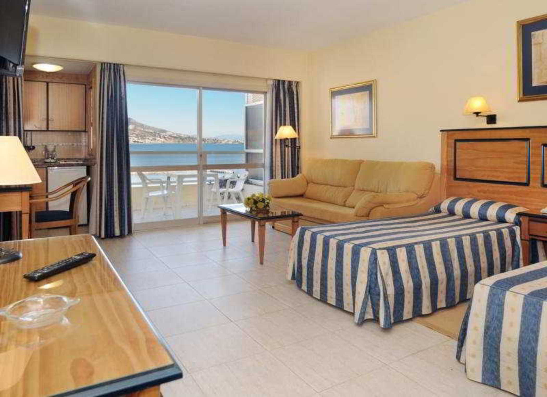 Hotel Apartamentos Pyr Fuengirola