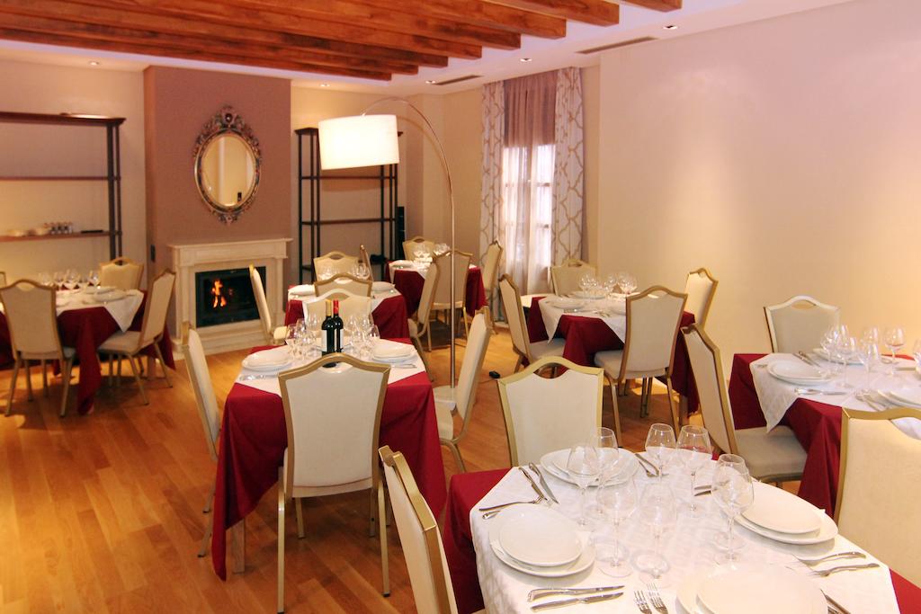Hotel Casa Consistorial