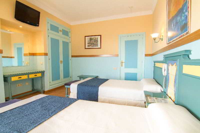Hotel Monarque Torreblanca